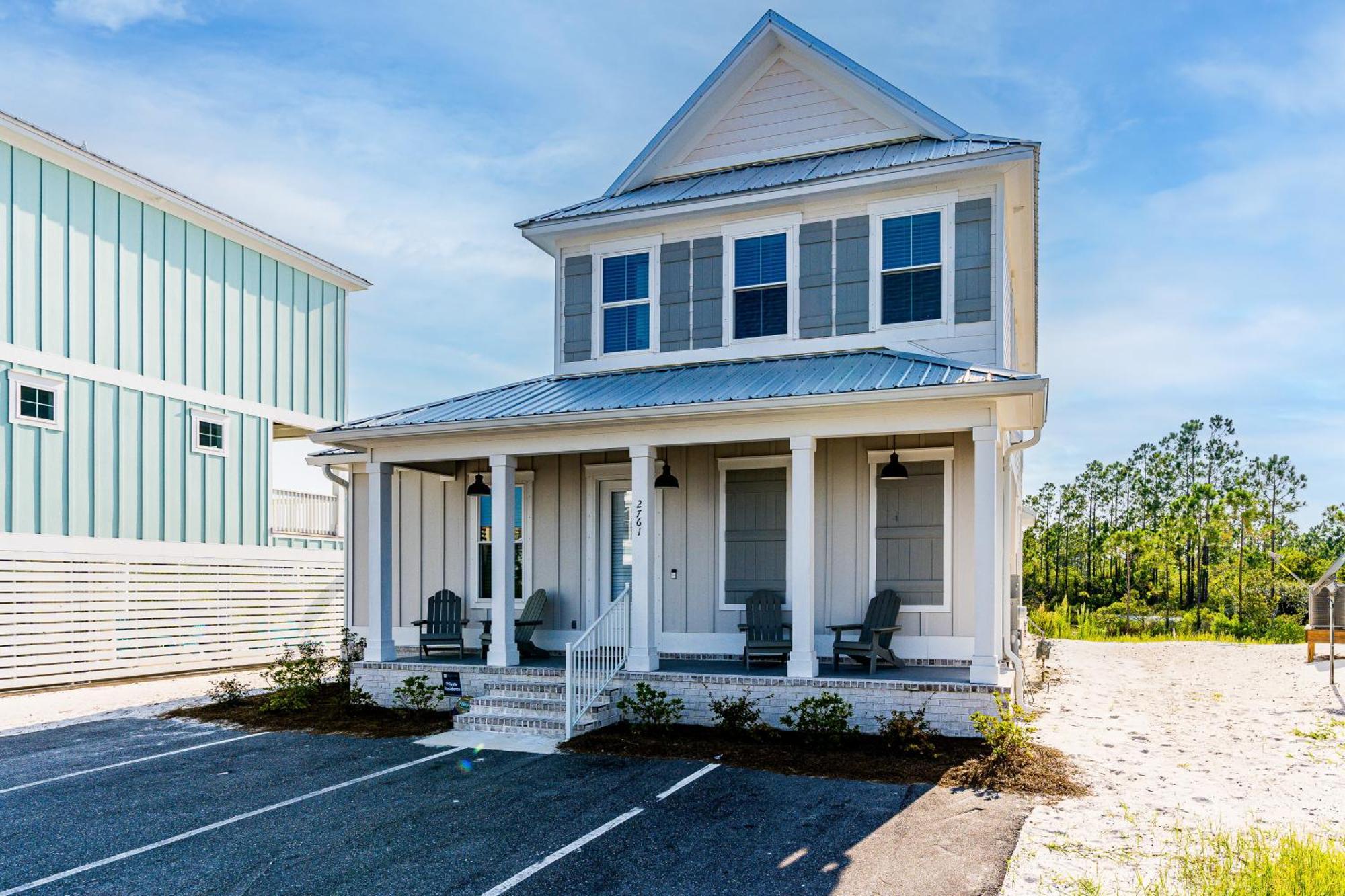 Salty Breeze Holiday home *