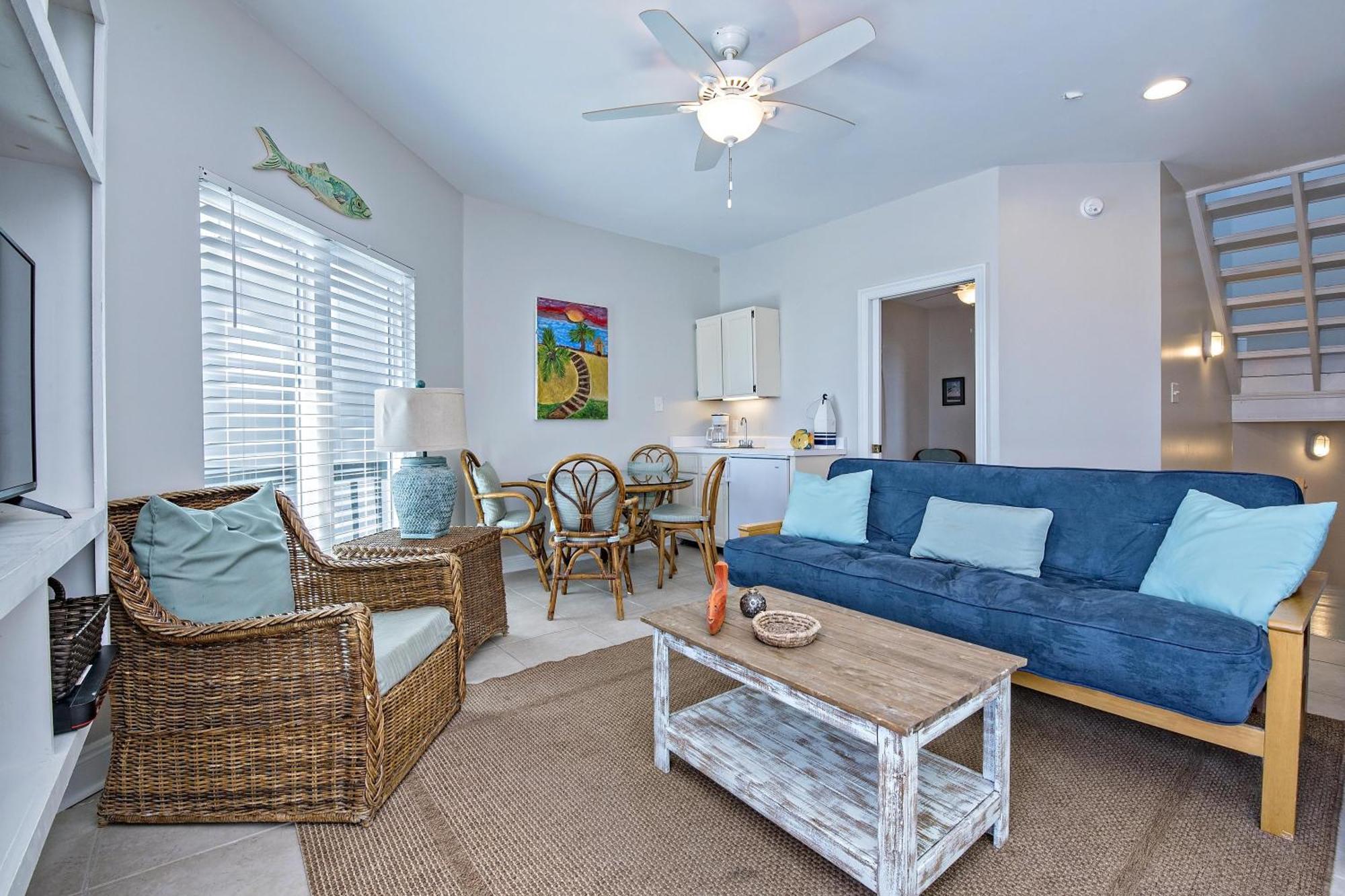 Holiday home Halekaii 2 Gulf Front W-private Pool, Great Location! Alvacationrentals *
