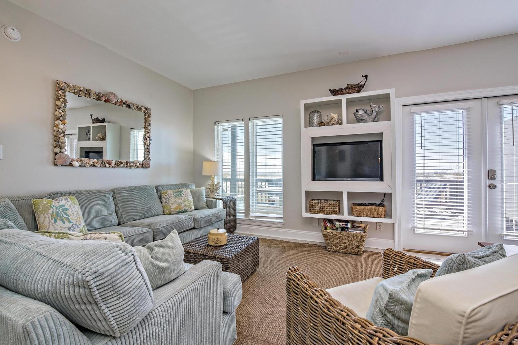 Halekaii 2 Gulf Front W-private Pool, Great Location! Alvacationrentals Holiday home *