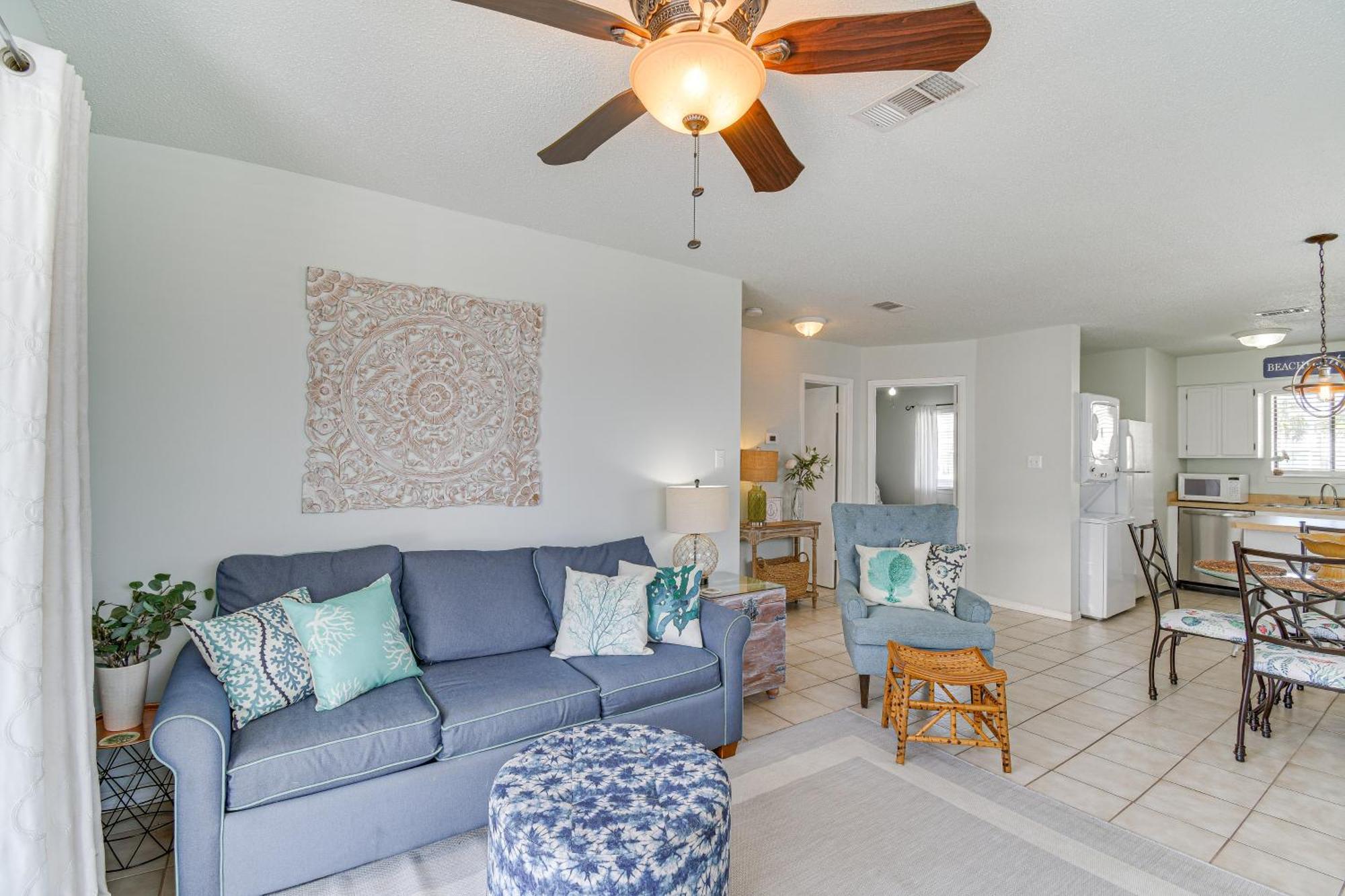 Apartment Orange Walk To Waterfront Park!