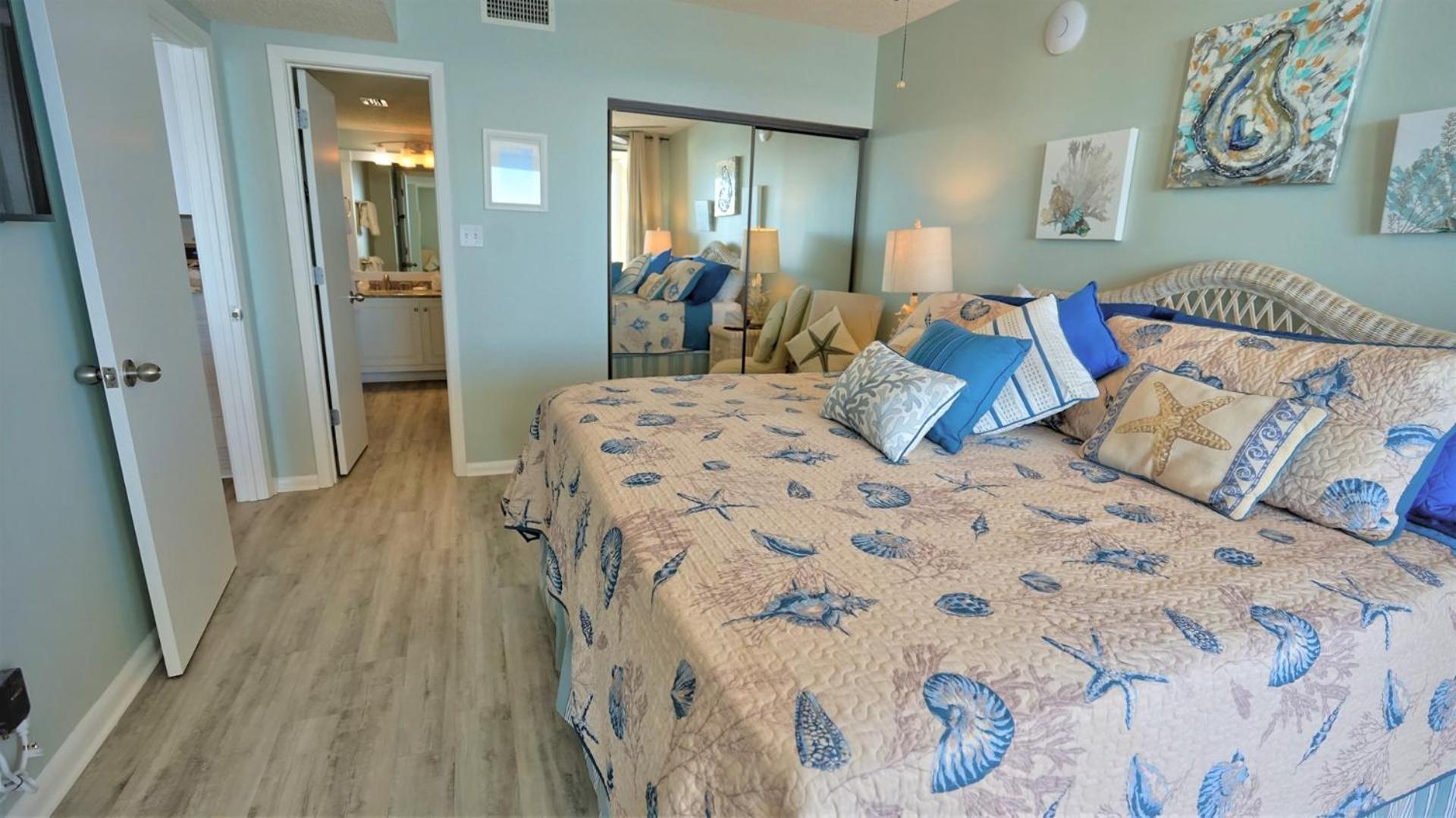Romar Place 1104 Holiday home *