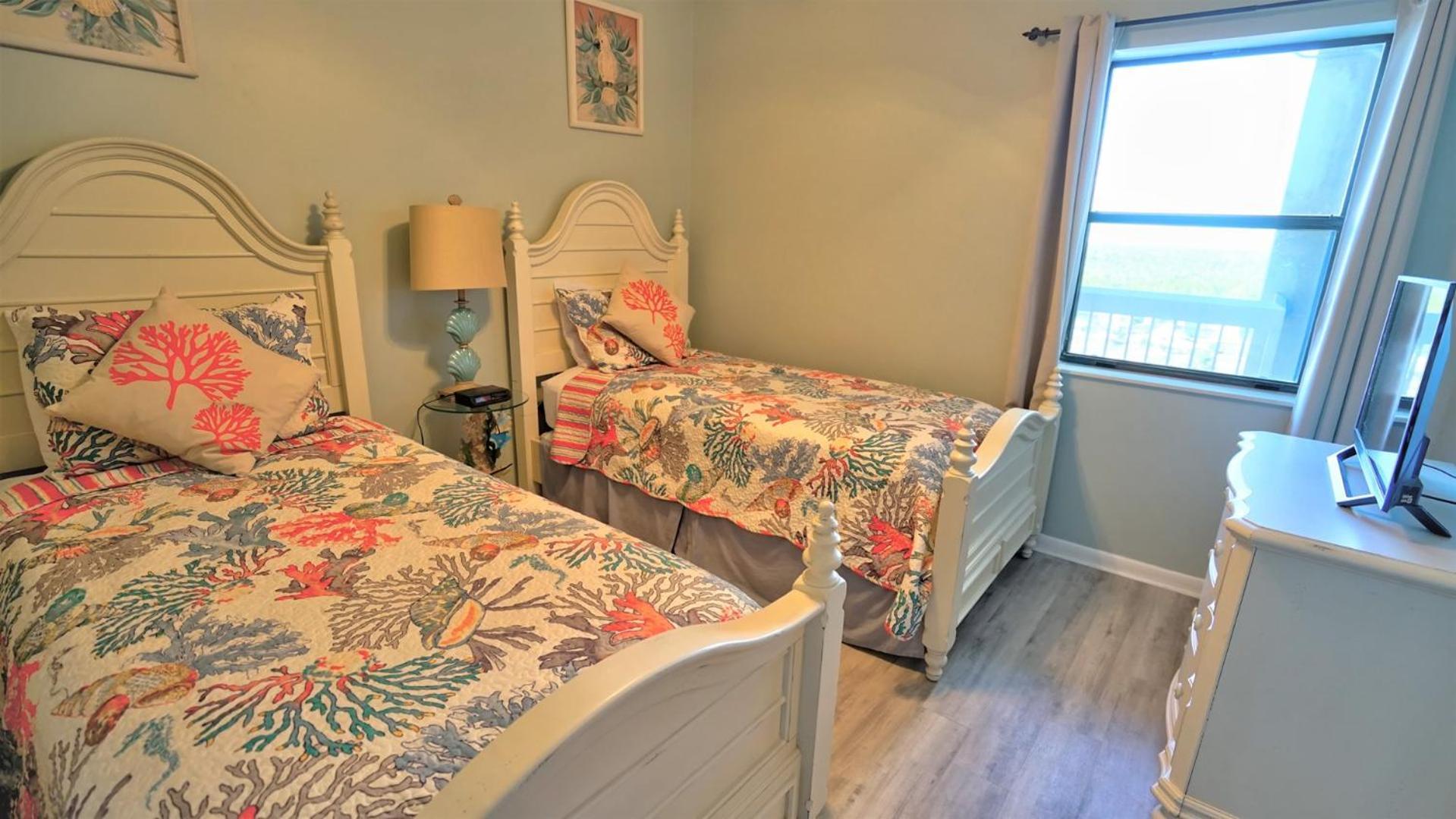 Romar Place 1104 *