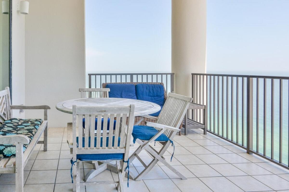 The Oasis 2403 Holiday home *