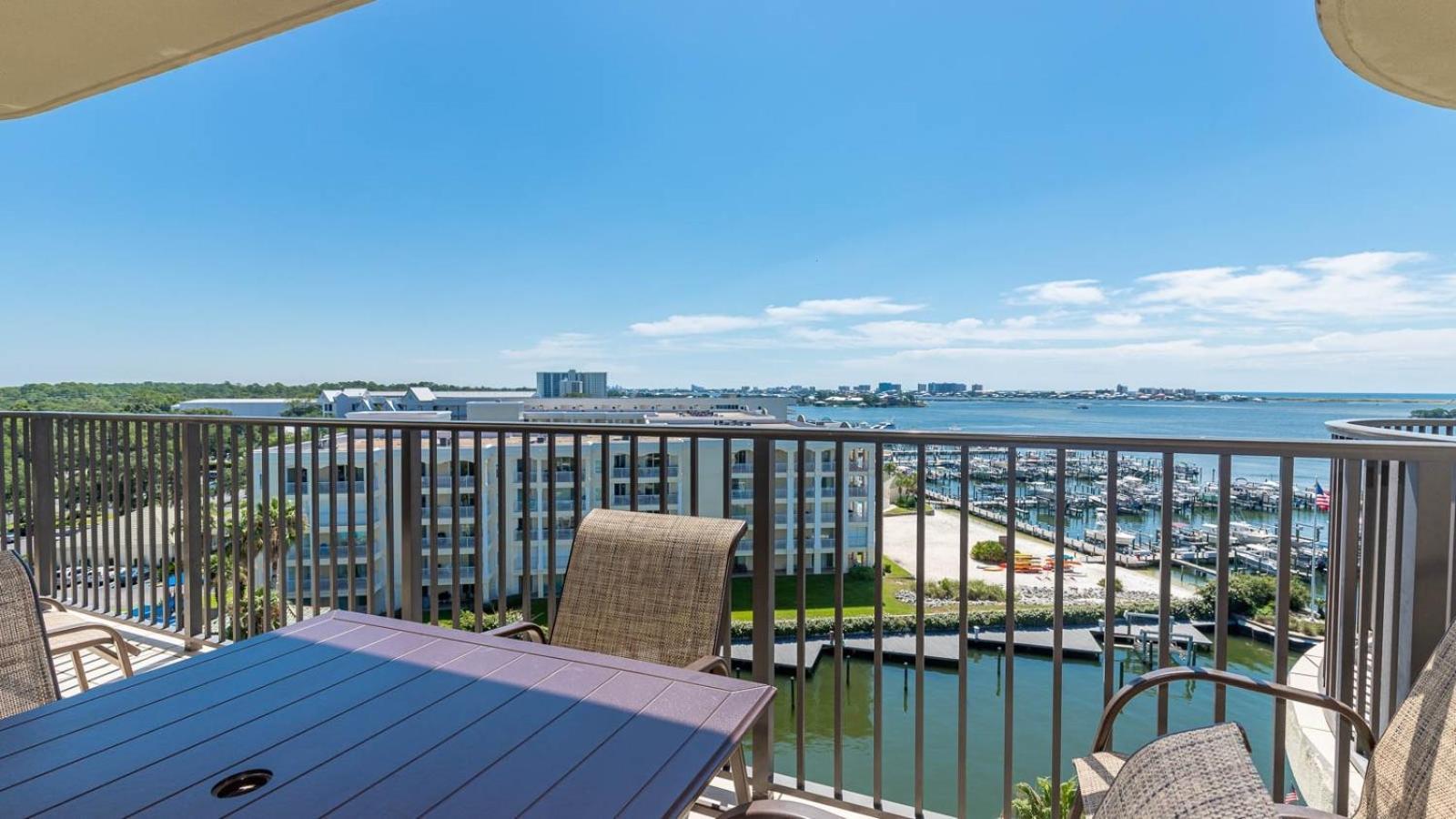 Phoenix On The Bay 2 By Brett Robinson Vacations Apartment *