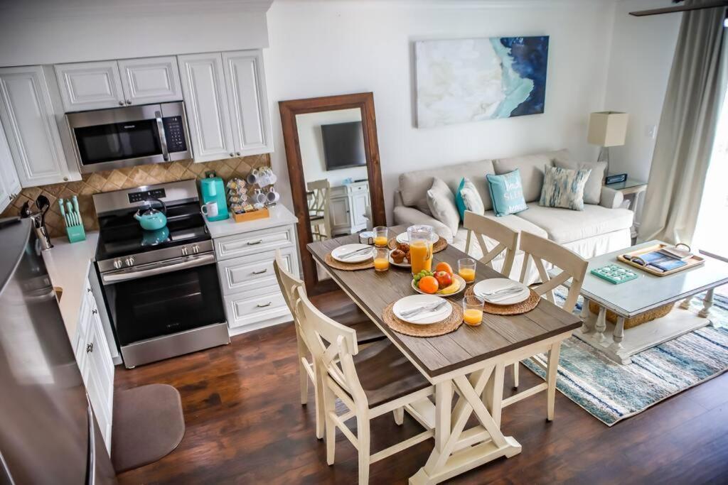 Apartment Oceanfront 1 Bedroom, Outdoor Pool W/private Access Orange Beach