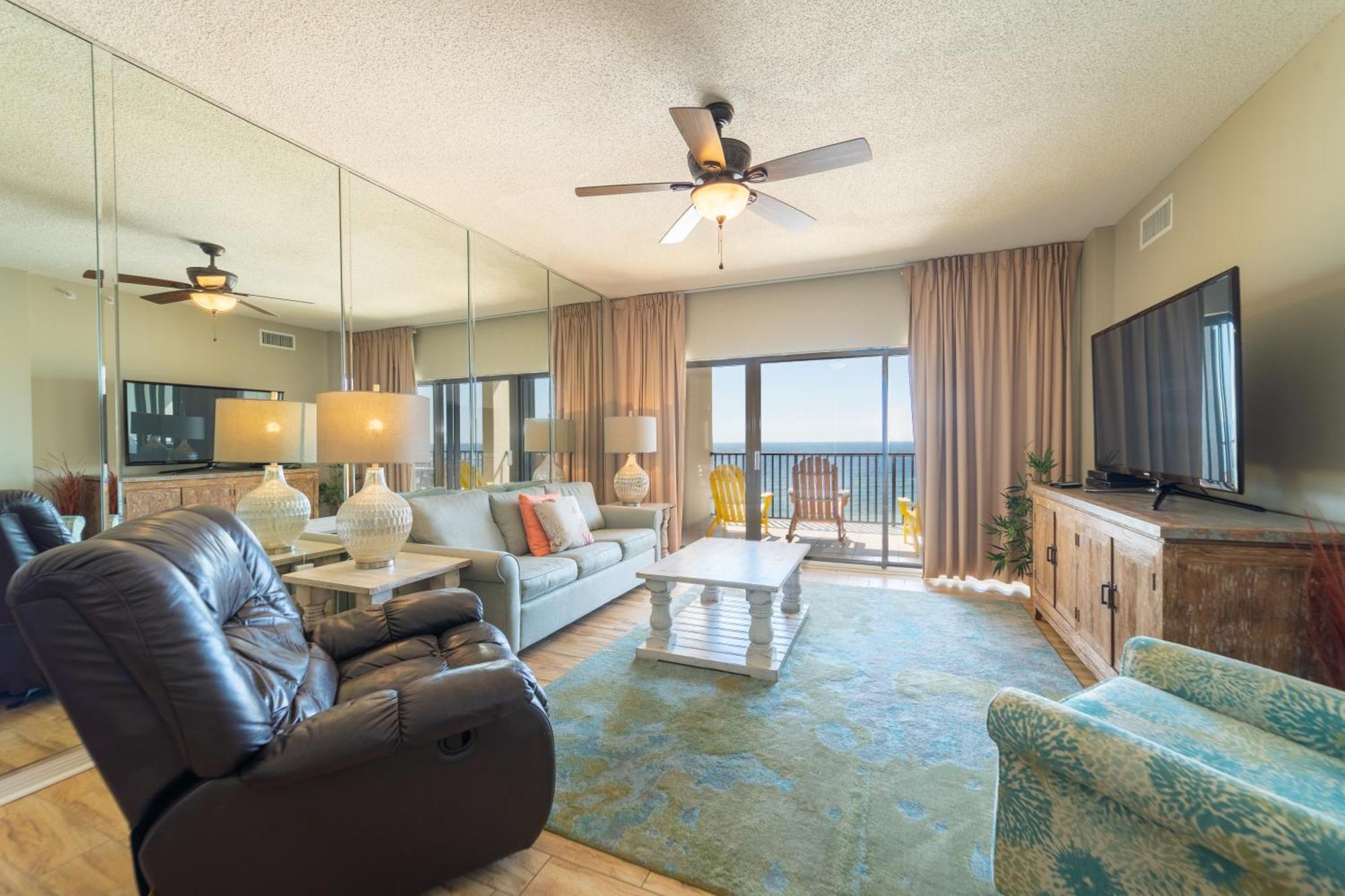 The Palms 513 Apartment