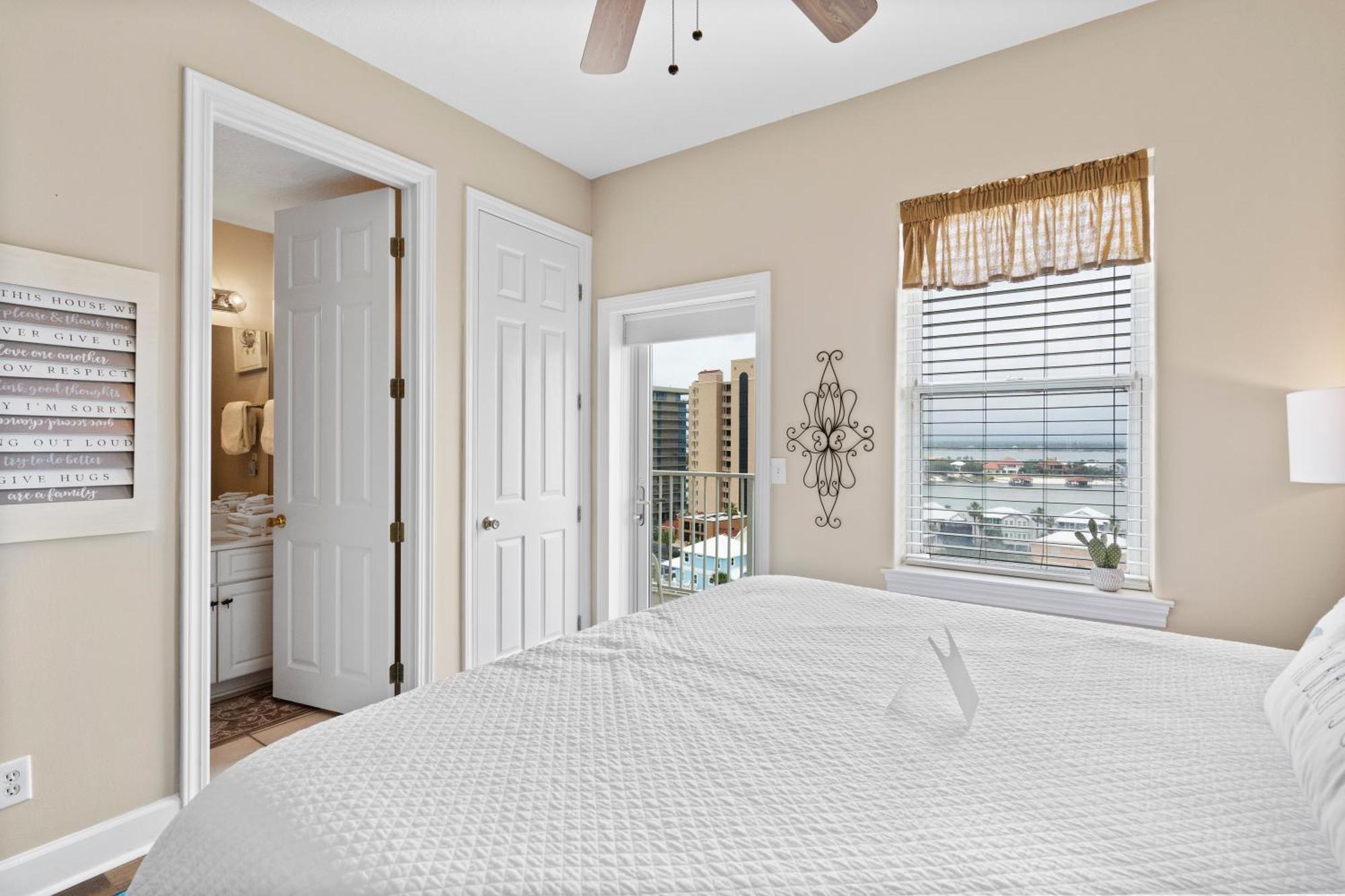 Regency Isle 812 By Liquid Life