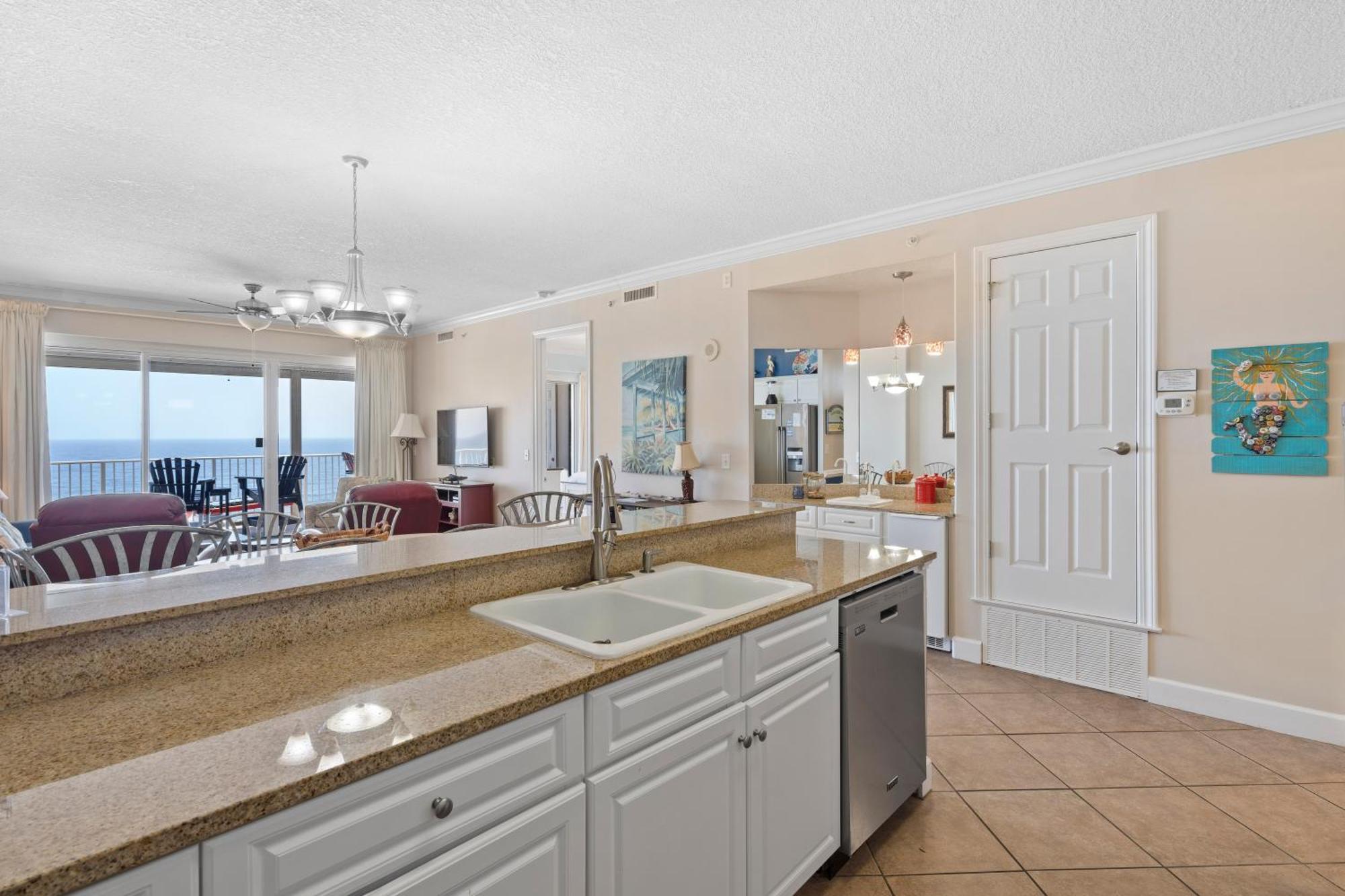 Apartment Regency Isle 809 By Liquid Life