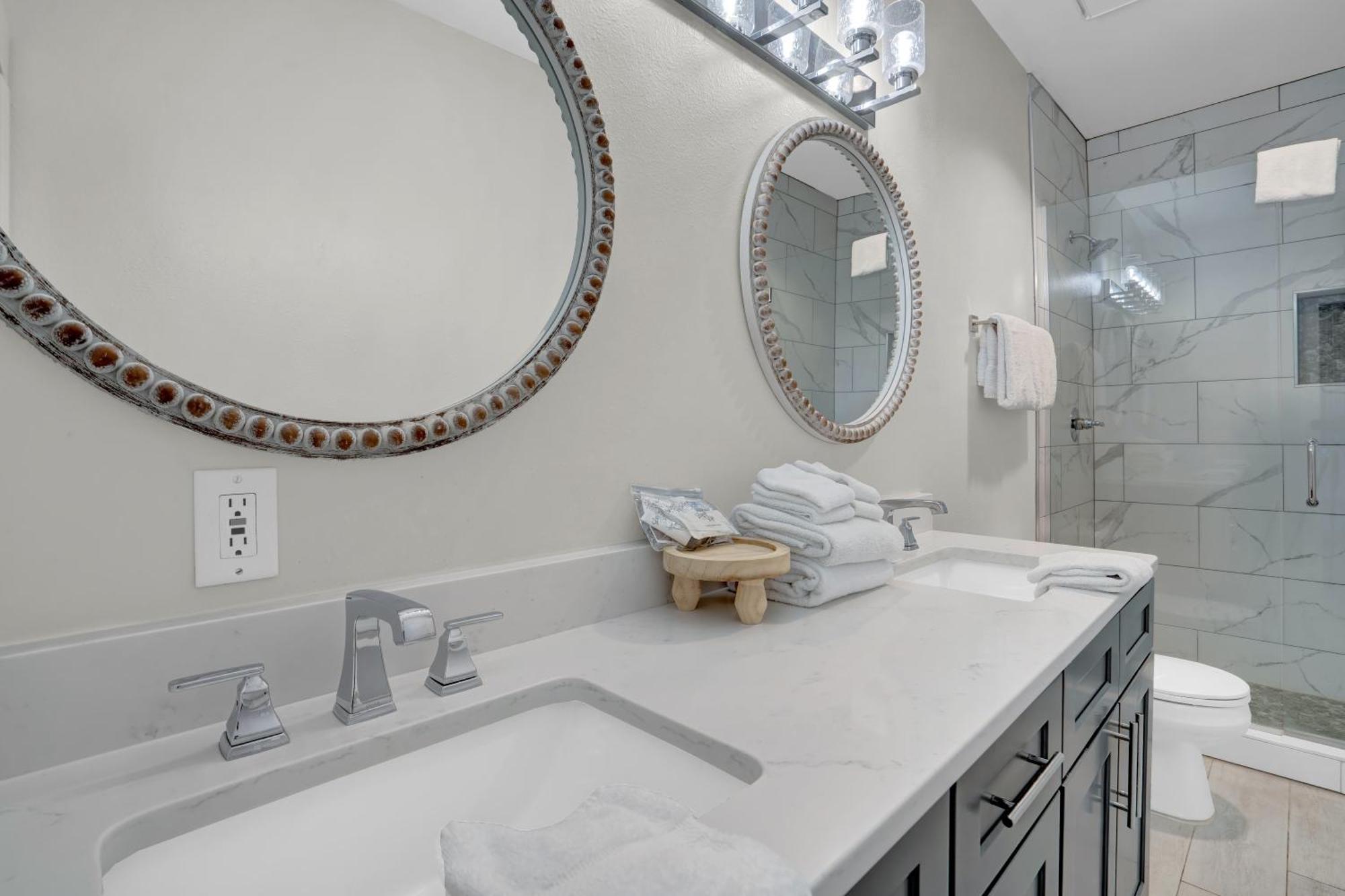 Apartment Phoenix Vii 7116 By Liquid Life Orange Beach