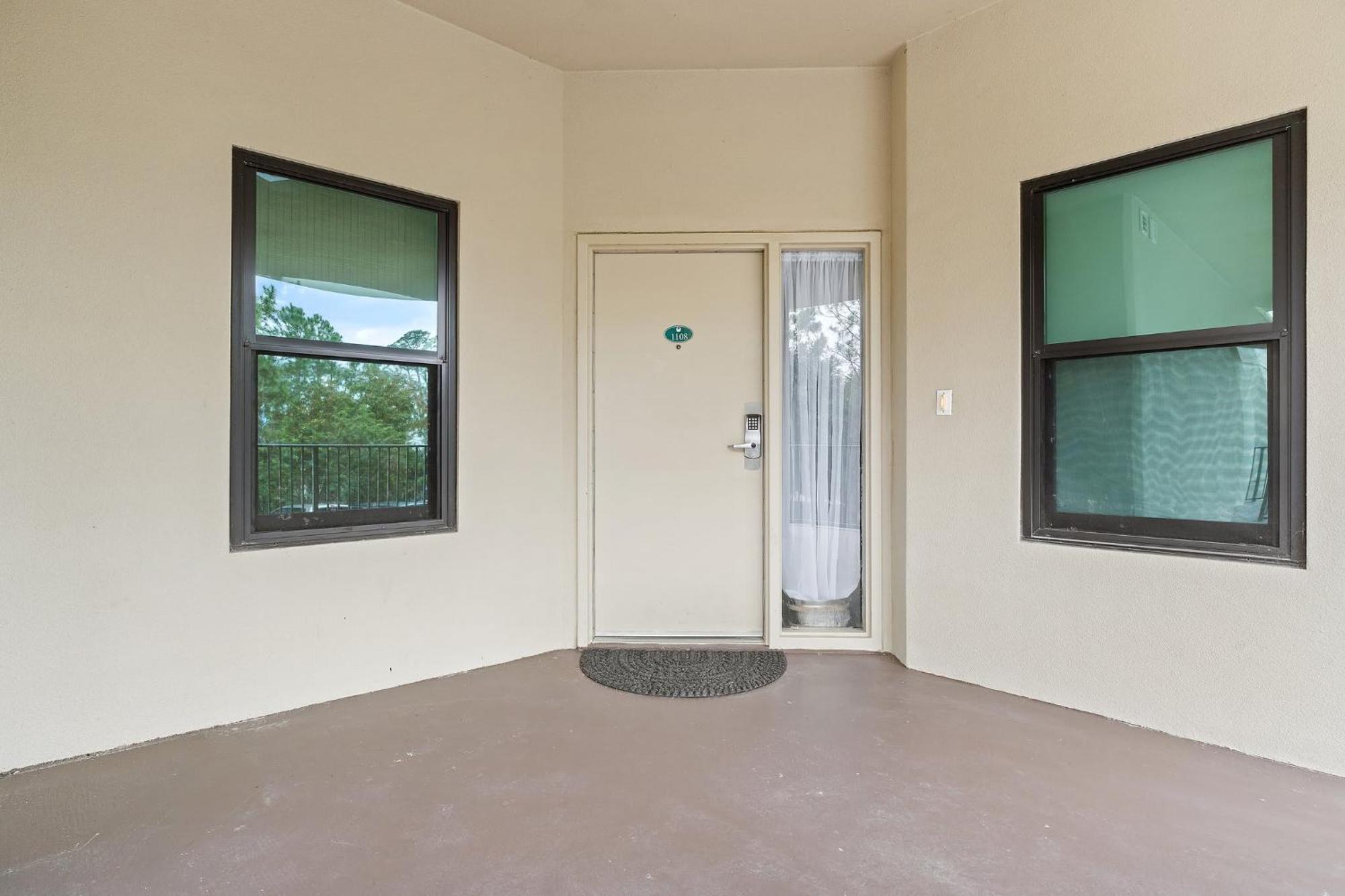 Holiday home Phoenix On The Bay 1108 By Collection *