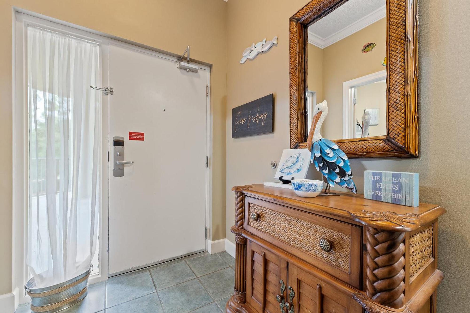 Phoenix On The Bay 1108 By Collection Holiday home *