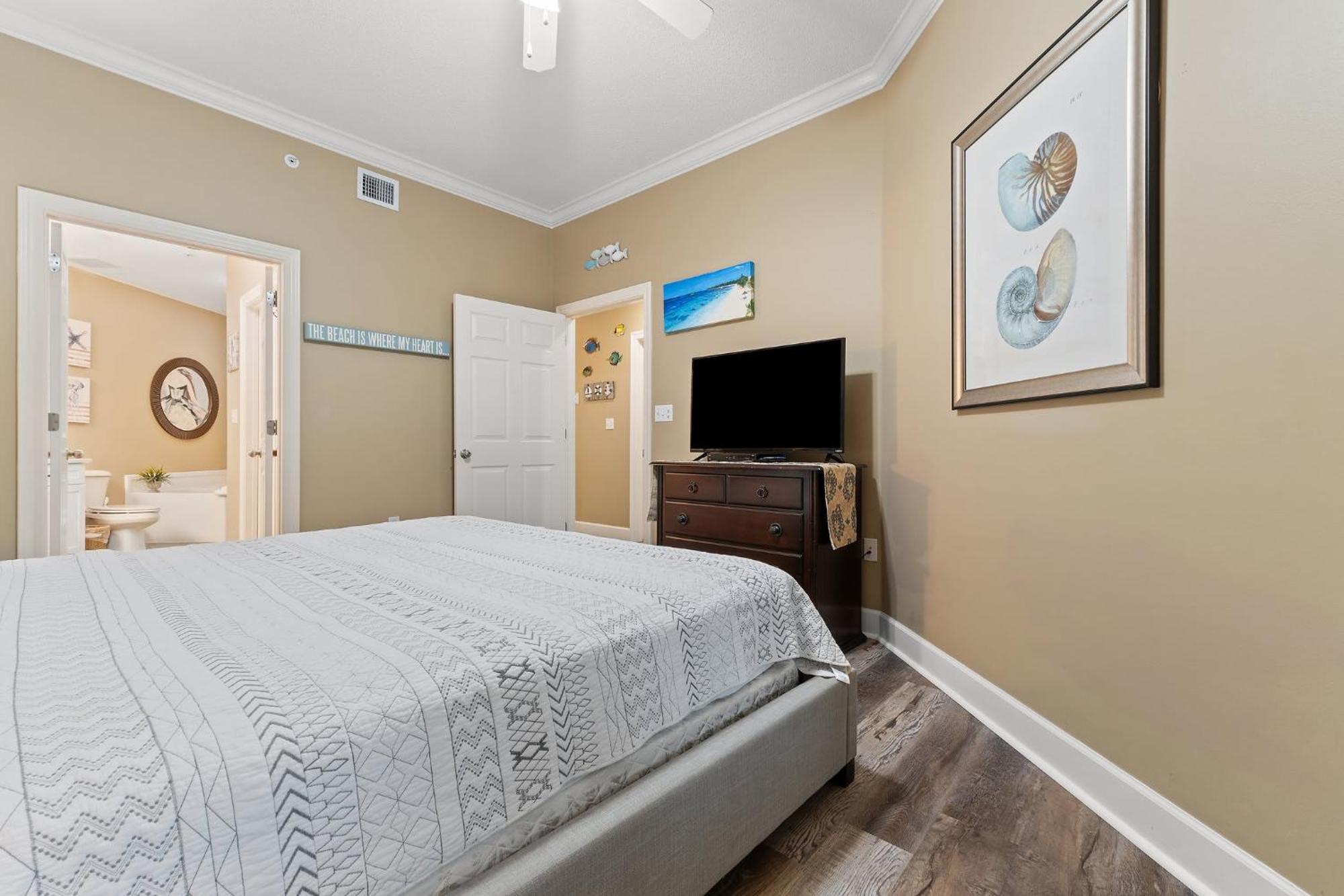 Holiday home Phoenix On The Bay 1108 By Collection *