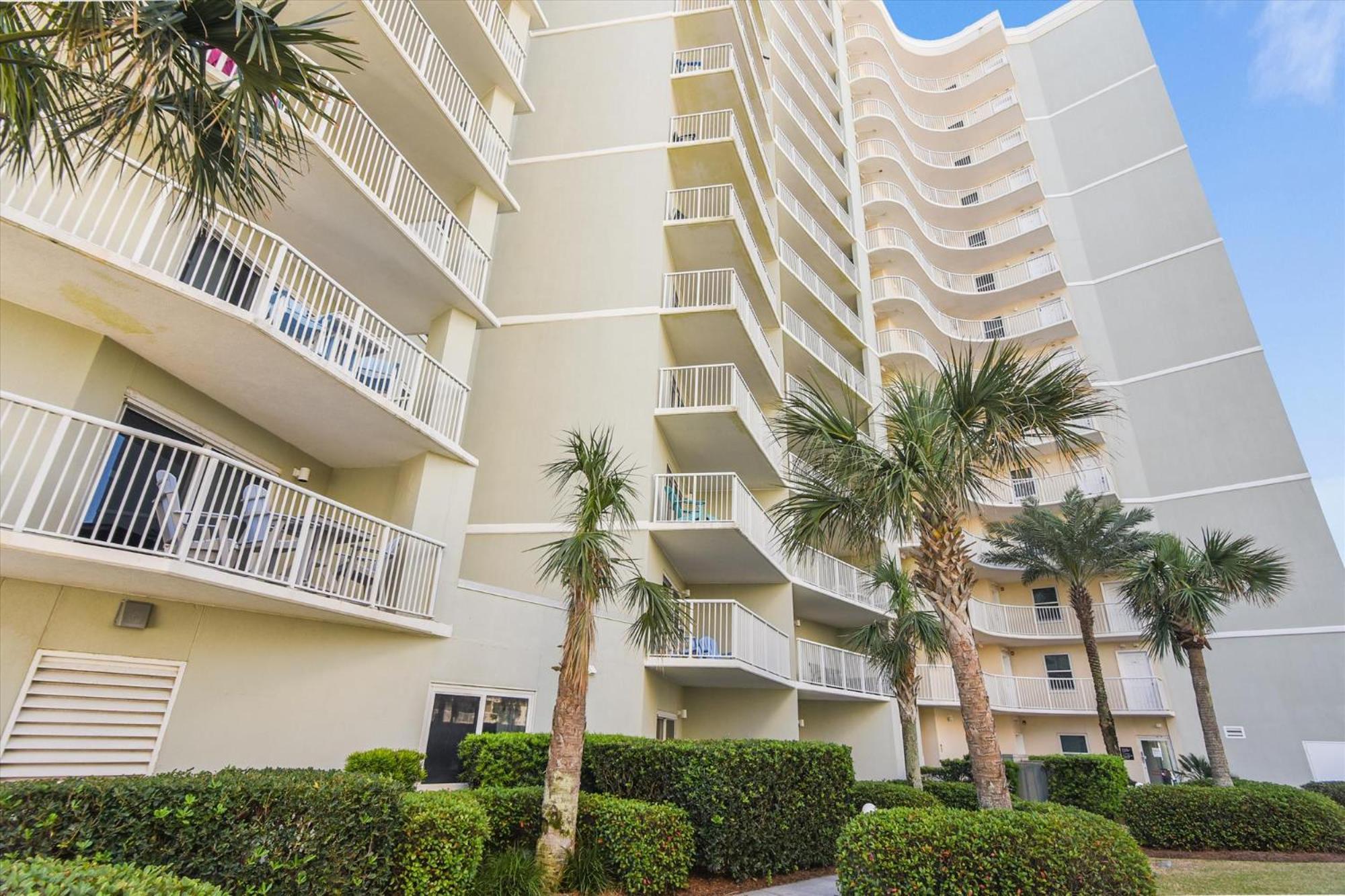 Tradewinds Unit 1105 *
