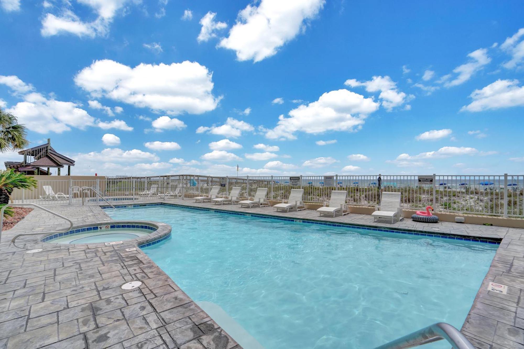 Four Winds 304 By Liquid Life Apartment *