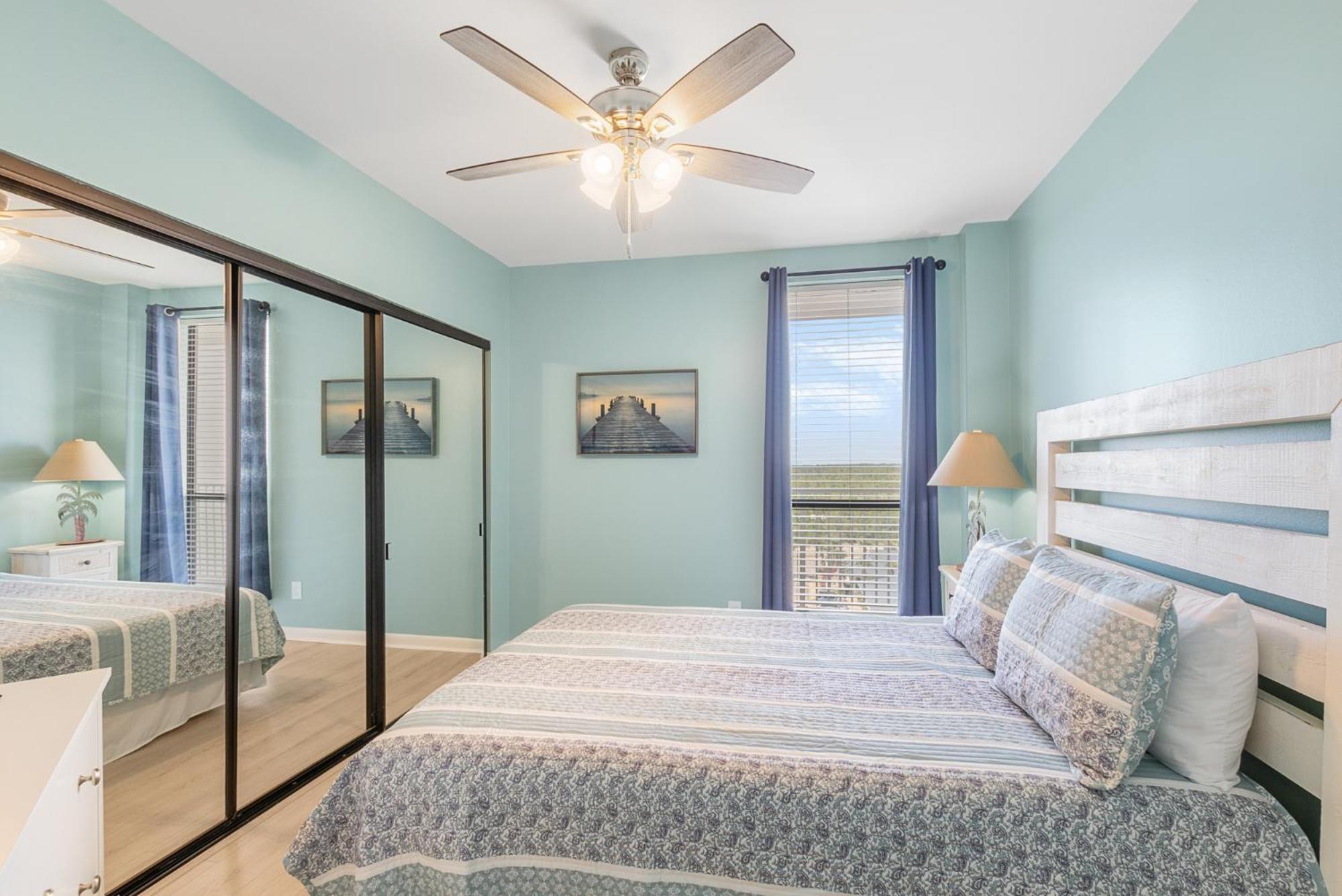 Apartment Windward Pointe 803