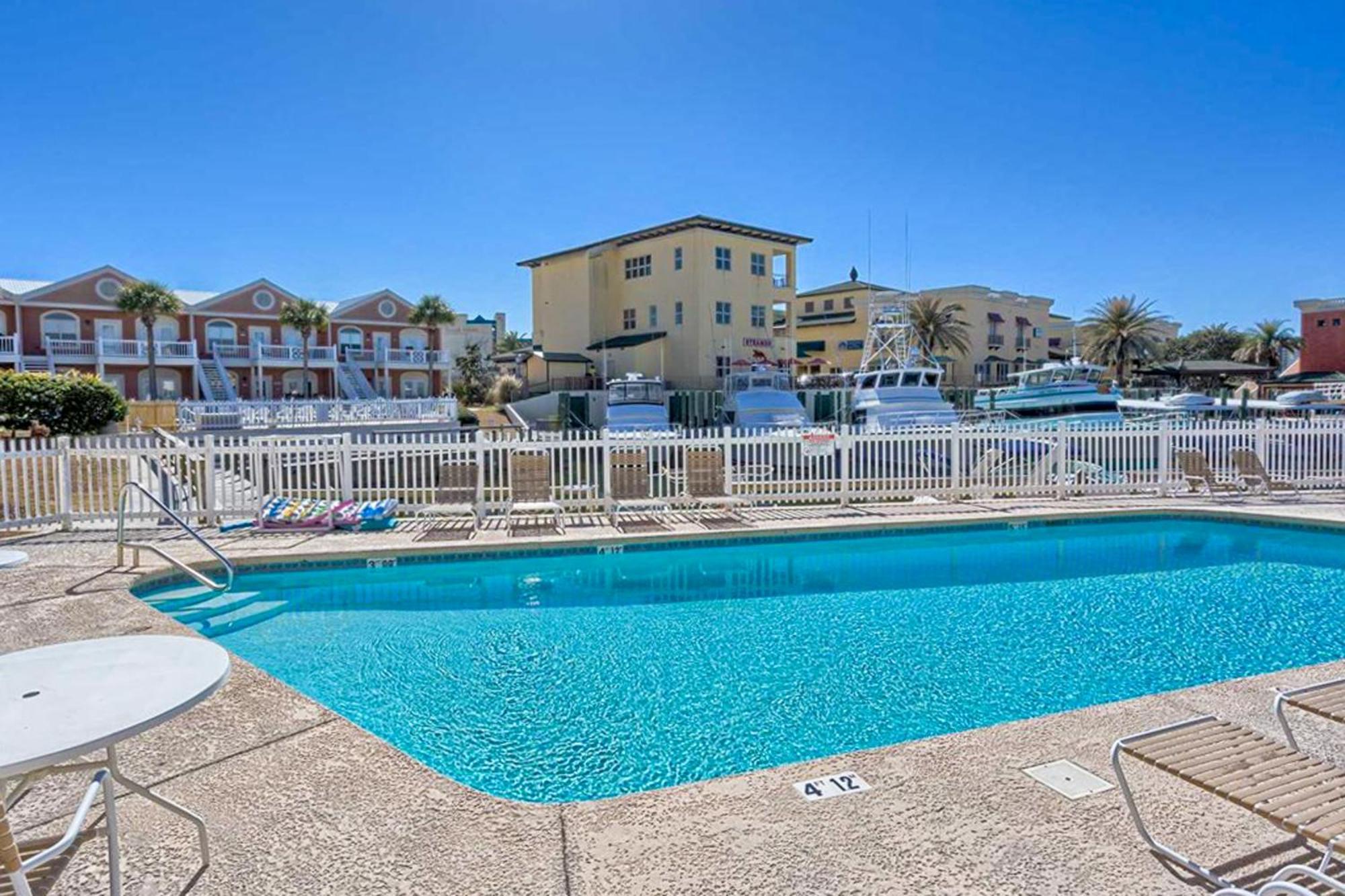 Charter Landing * Orange Beach