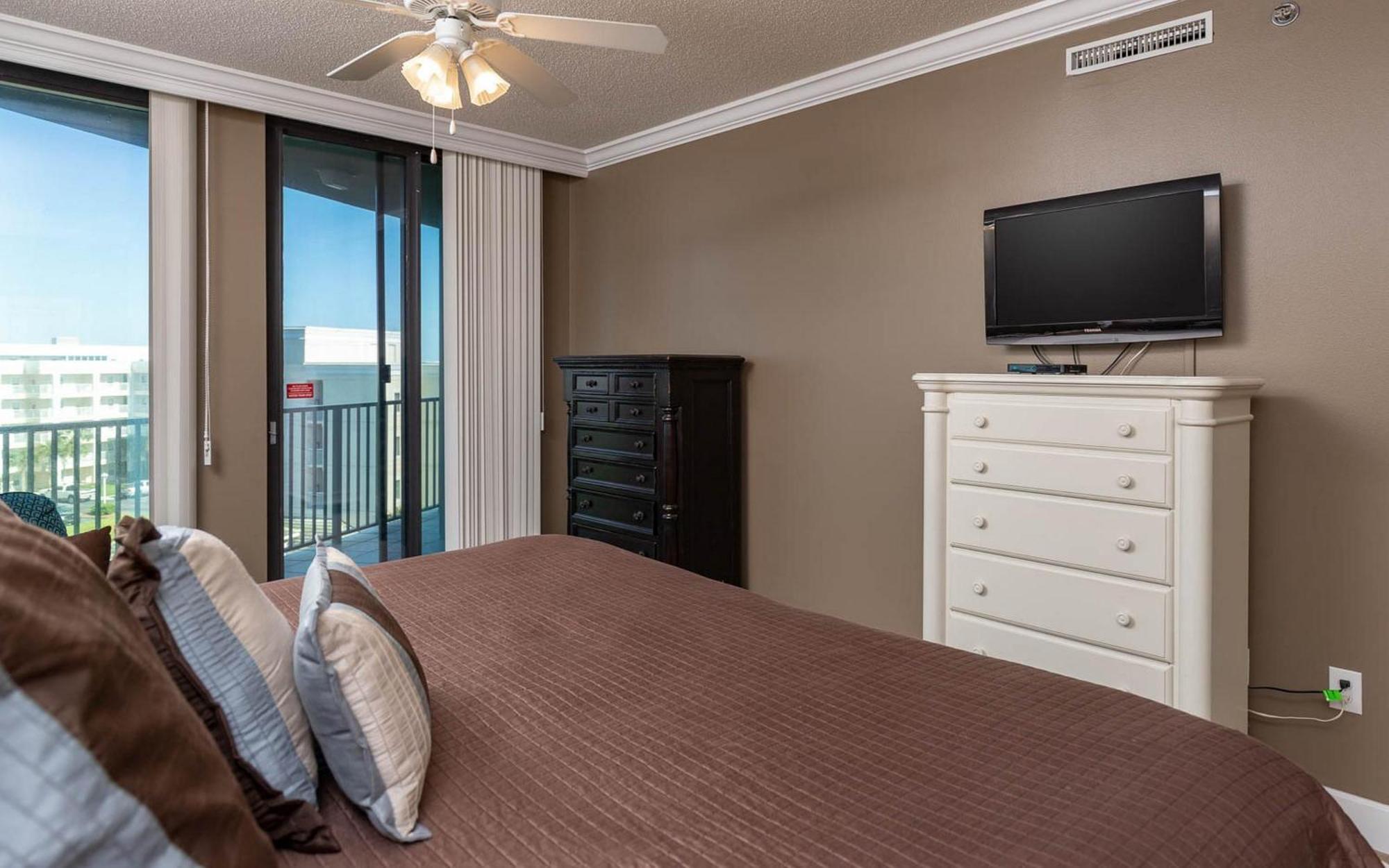 Phoenix On The Bay 2 By Brett Robinson Vacations Orange Beach