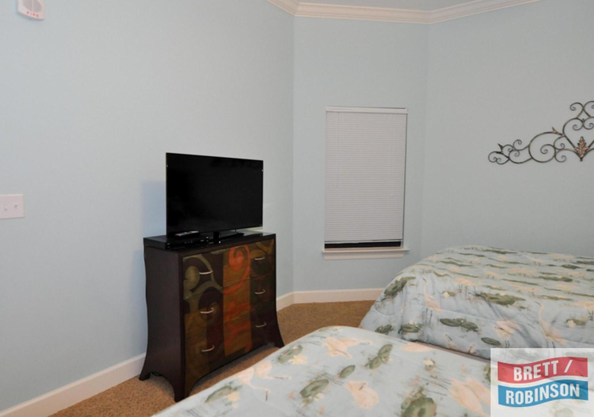 Apartment Phoenix West Ii By Brett Robinson Vacations