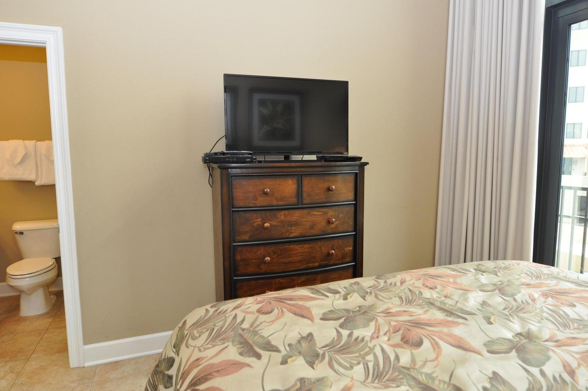 Apartment Phoenix West Ii By Brett Robinson Vacations