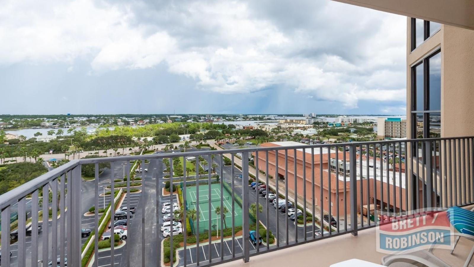 Apartment Phoenix East 2 By Brett Robinson Vacations