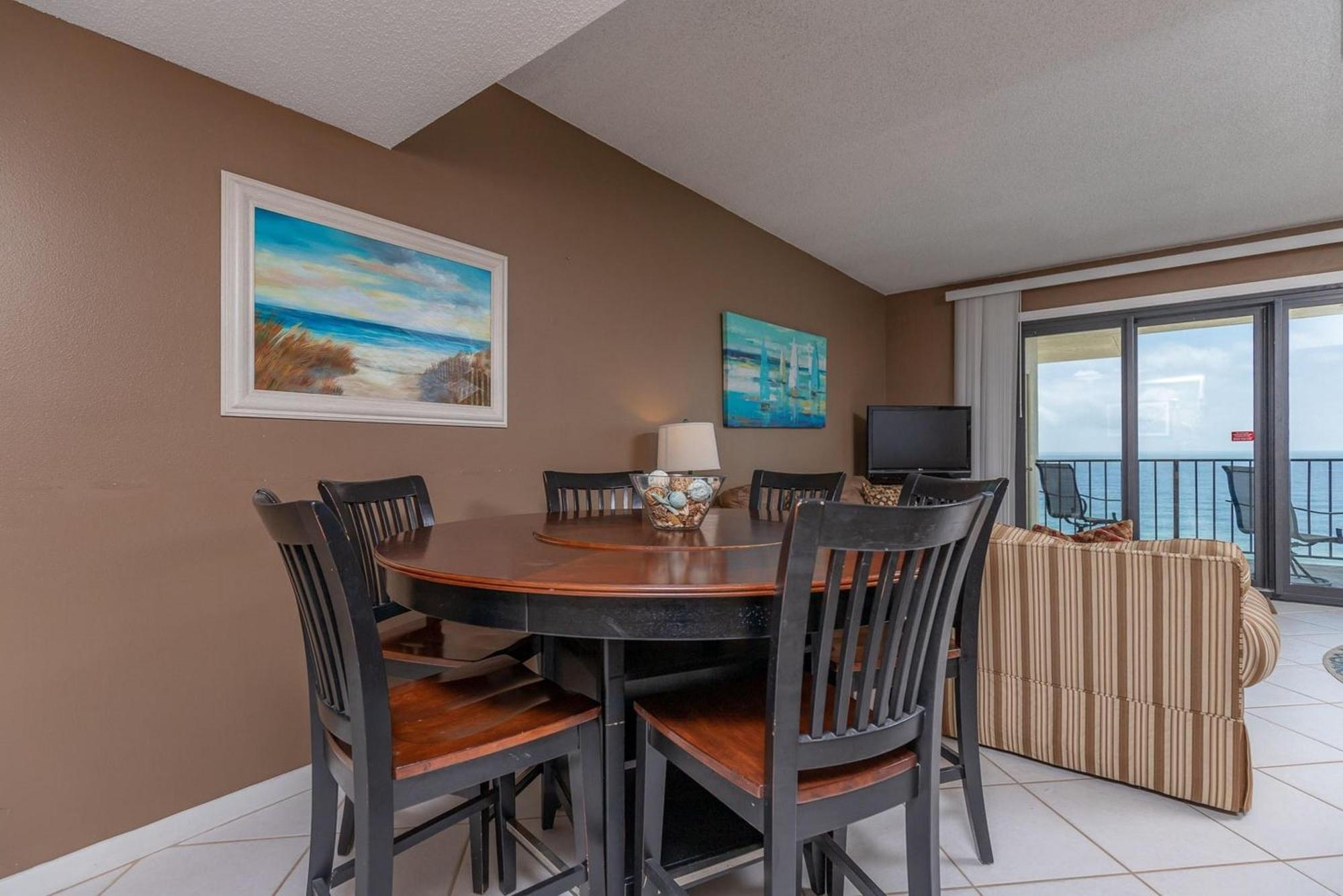 Apartment Phoenix I By Brett Robinson Vacations