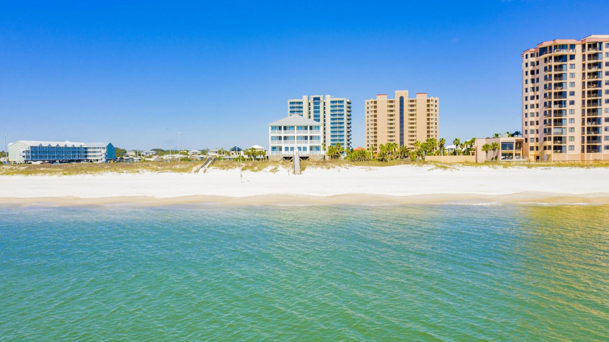 Castle In The East West 2 - 18 Bedrooms * Orange Beach