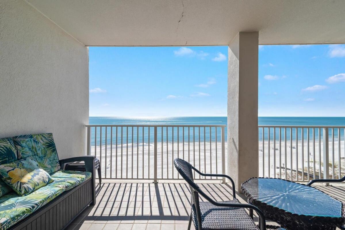 Holiday home Windward Pointe 804- Sleeps 10 Beachfront Amenities *