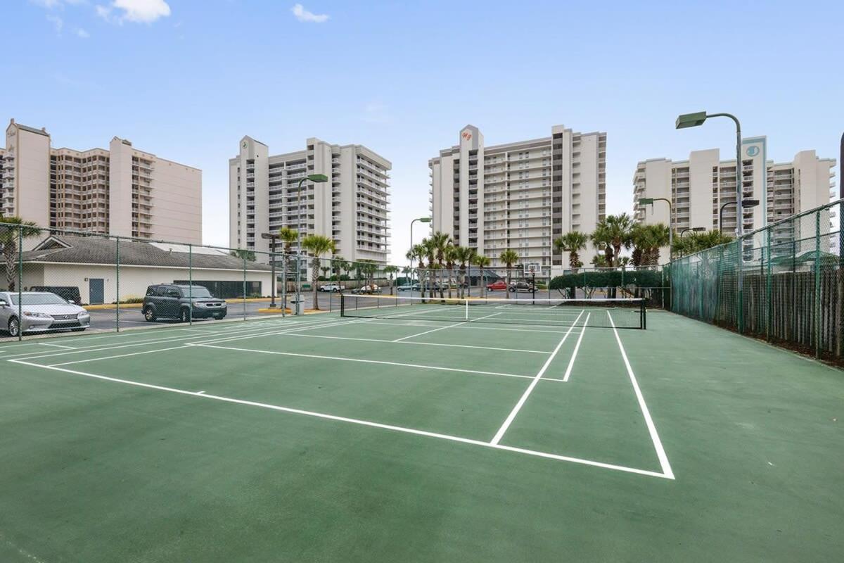 Windward Pointe 303 Ideally Located On 3rd Floor
