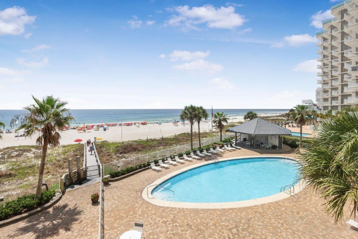 Windward Pointe 303 Ideally Located On 3rd Floor Holiday home