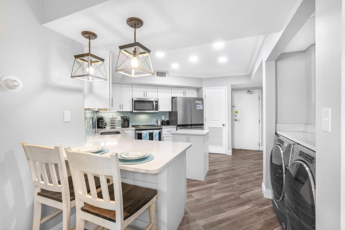 Holiday home Windward Pointe 303 Ideally Located On 3rd Floor *