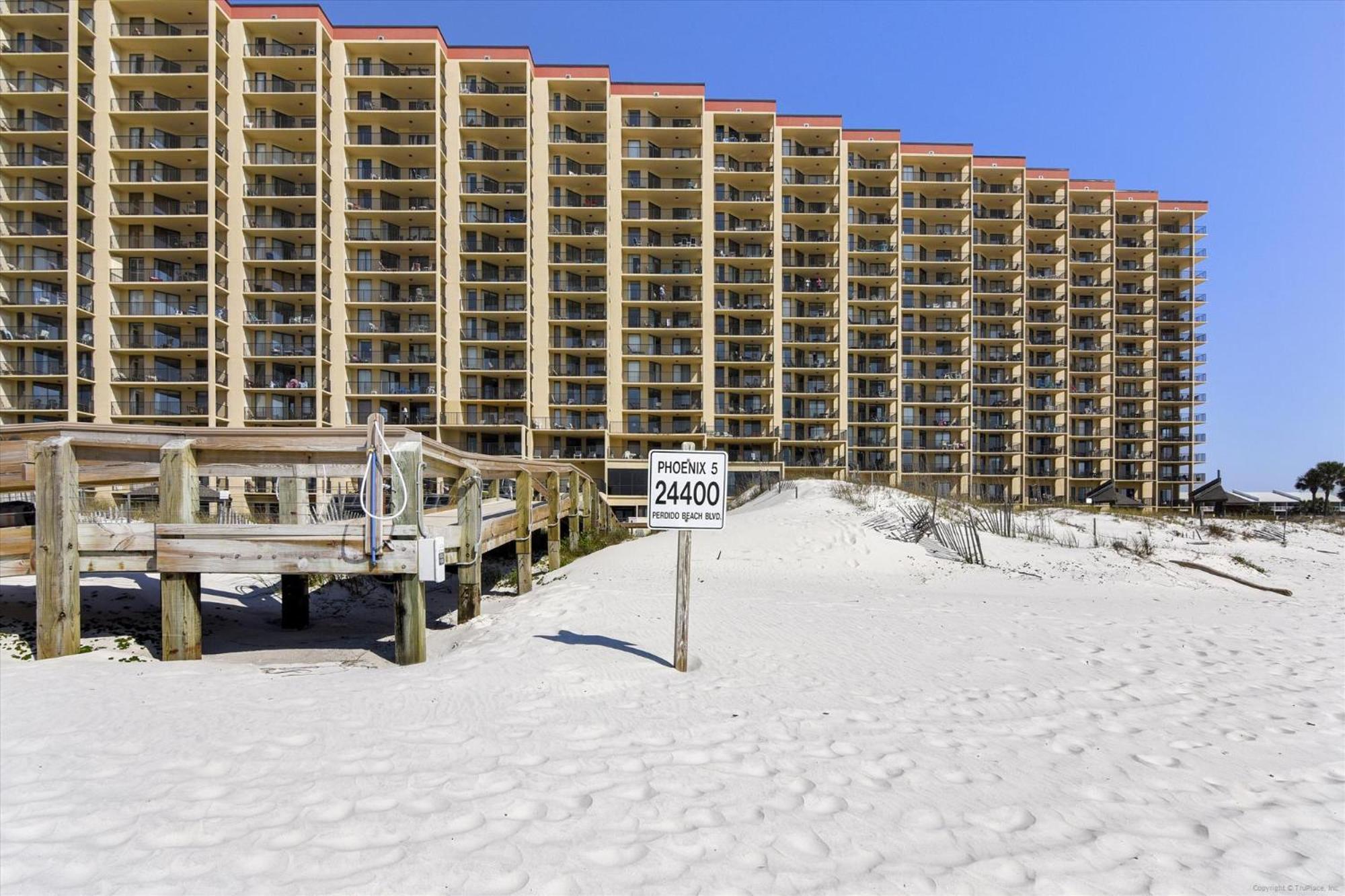 Phoenix 5 Unit 1417 Holiday home