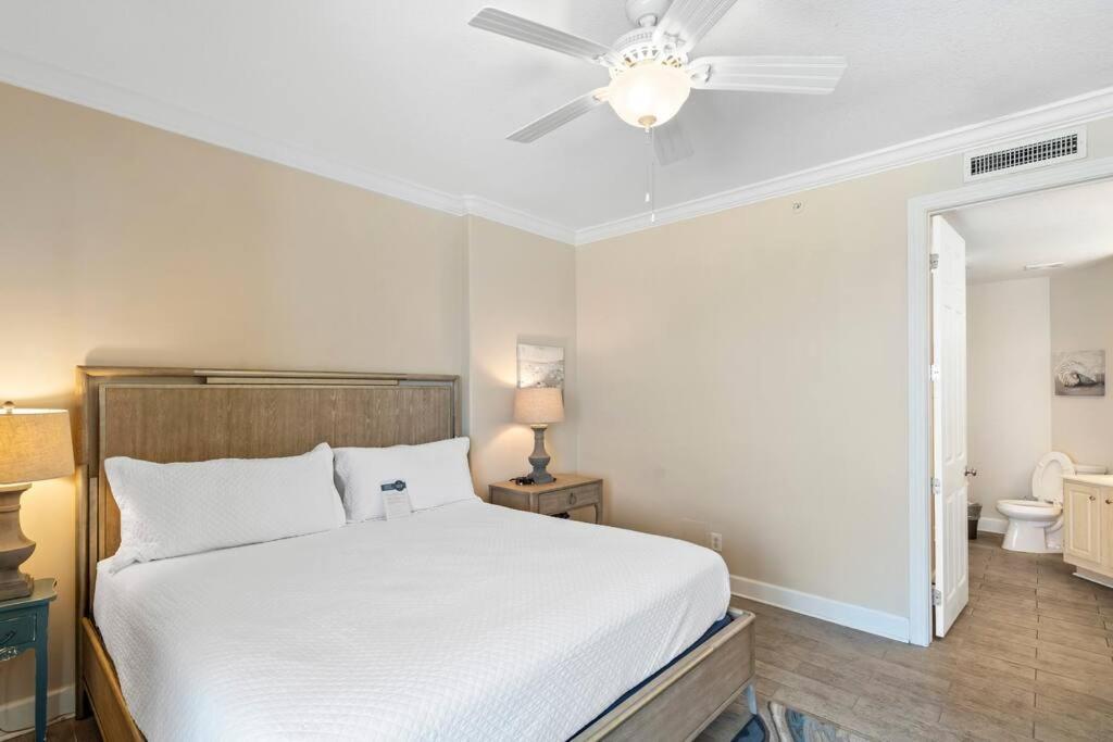 Regency Isle 812 By Liquid Life Apartment
