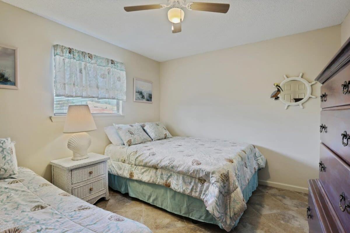 Seaside 2103- Ground Level Beachside Holiday home