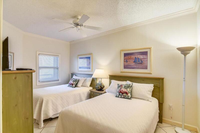 Holiday home The Enclave Unit 1002