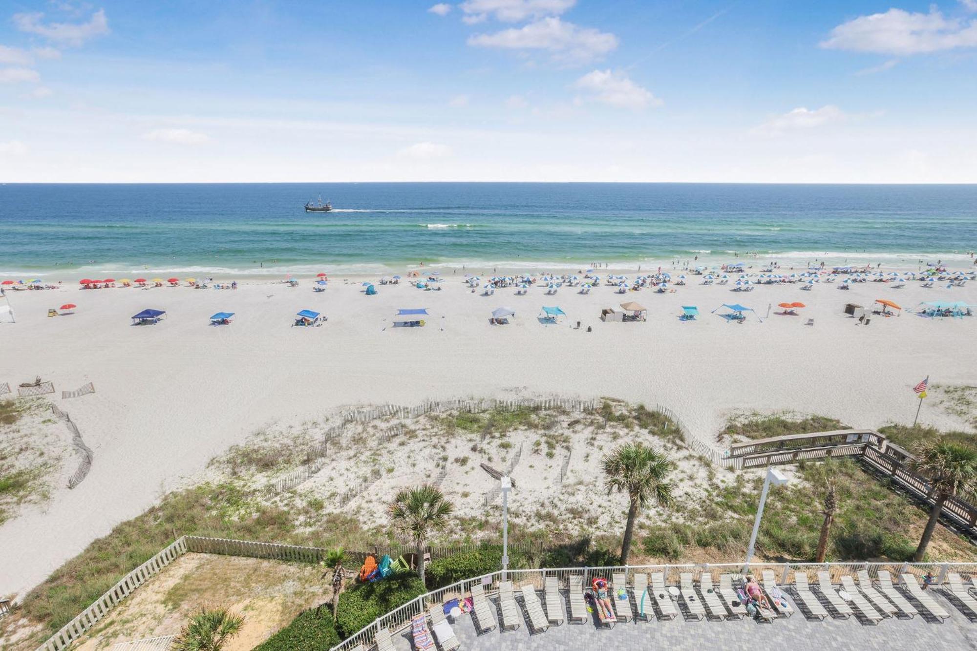 Holiday home Tradewinds 602- Beachfront Heated Indoor Pool
