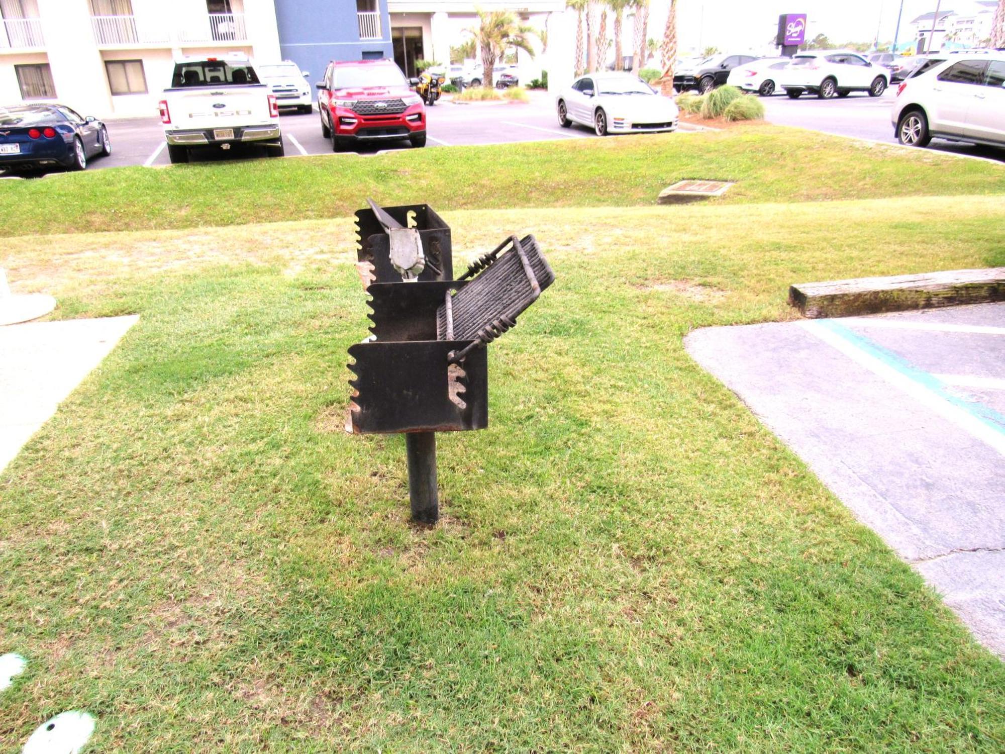 Breakers 2 Bedrooms 2 Baths Apartment