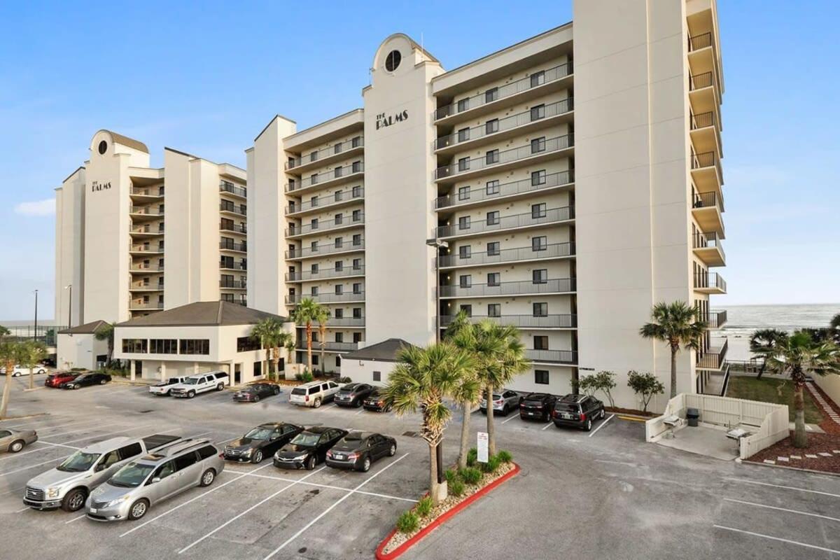 Palms 404- 4th Floor Corner Unit Holiday home
