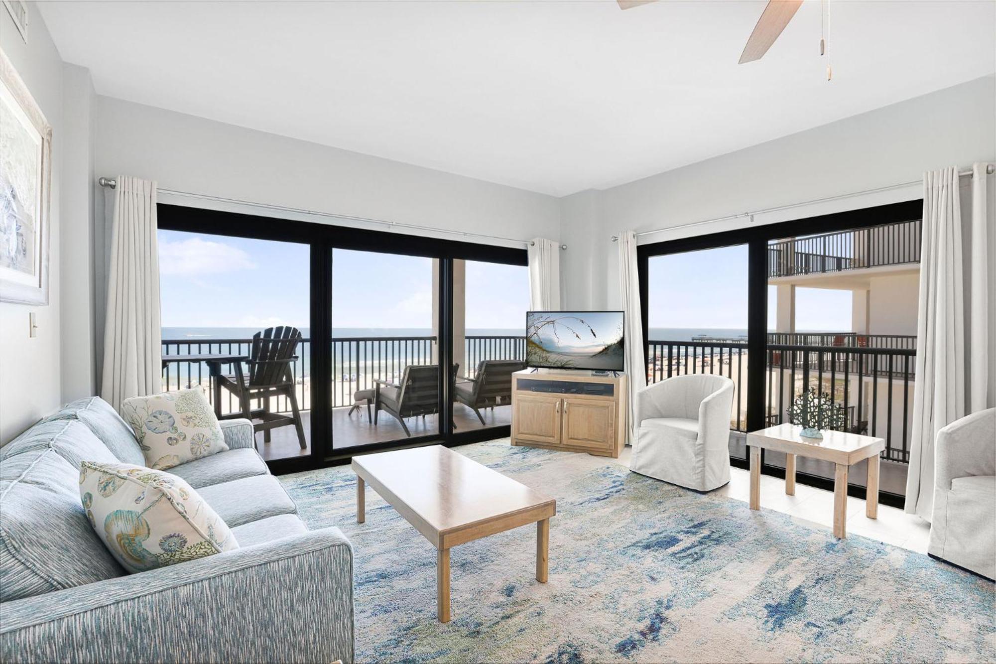 Palms 404- 4th Floor Corner Unit