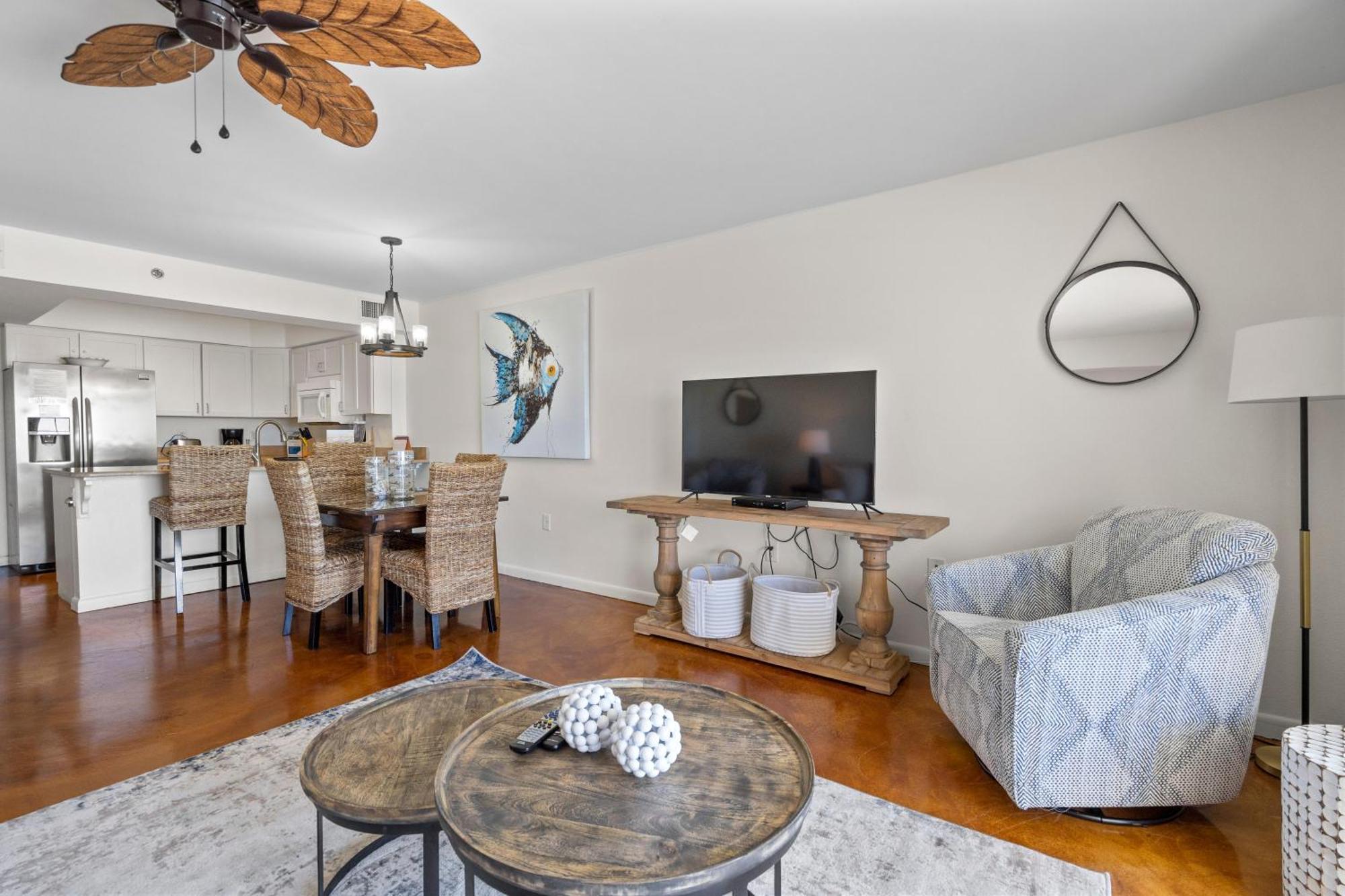 Apartment Four Winds 603 By Liquid Life
