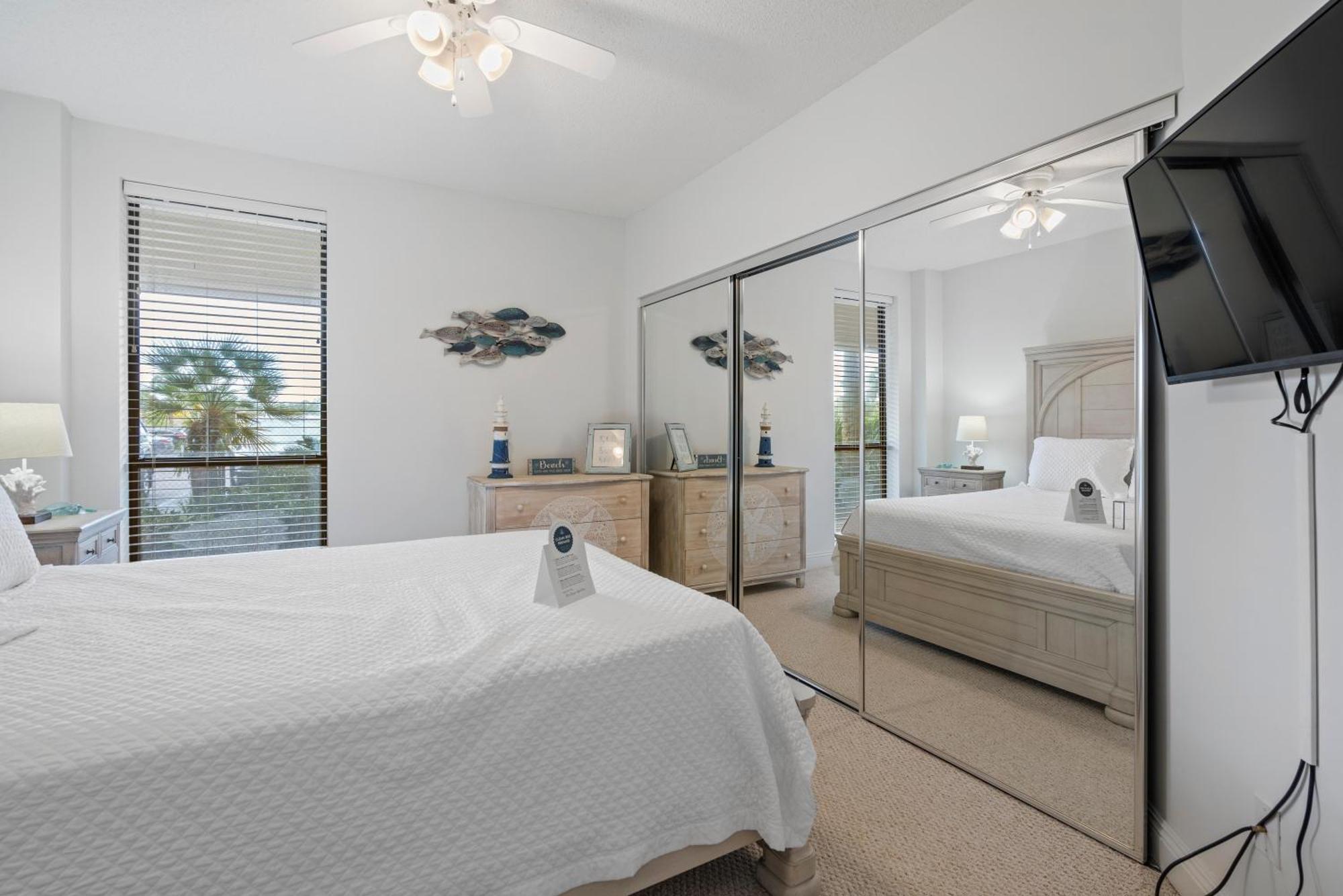 White Caps 104 By Liquid Life Holiday home