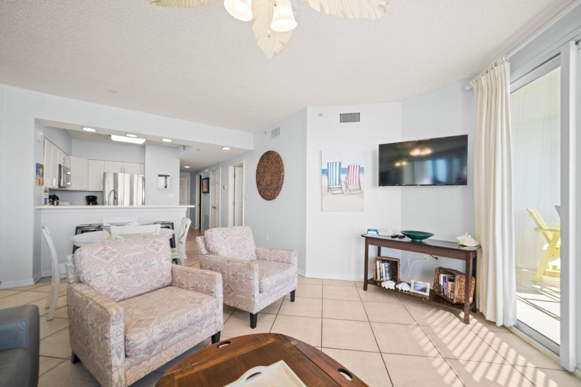 Apartment Silver 202 By Liquid Life