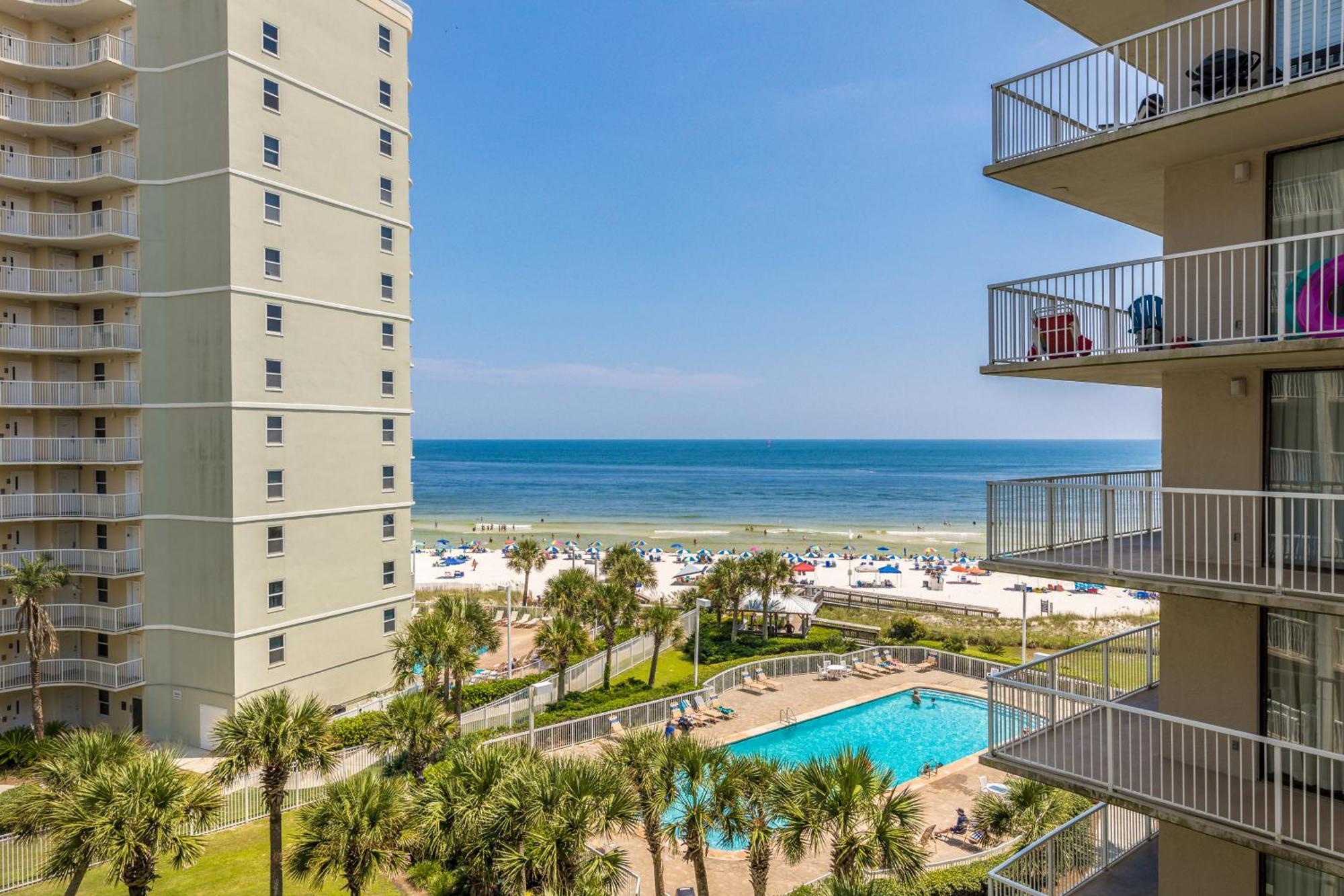 Apartment Seaside & Racquet *