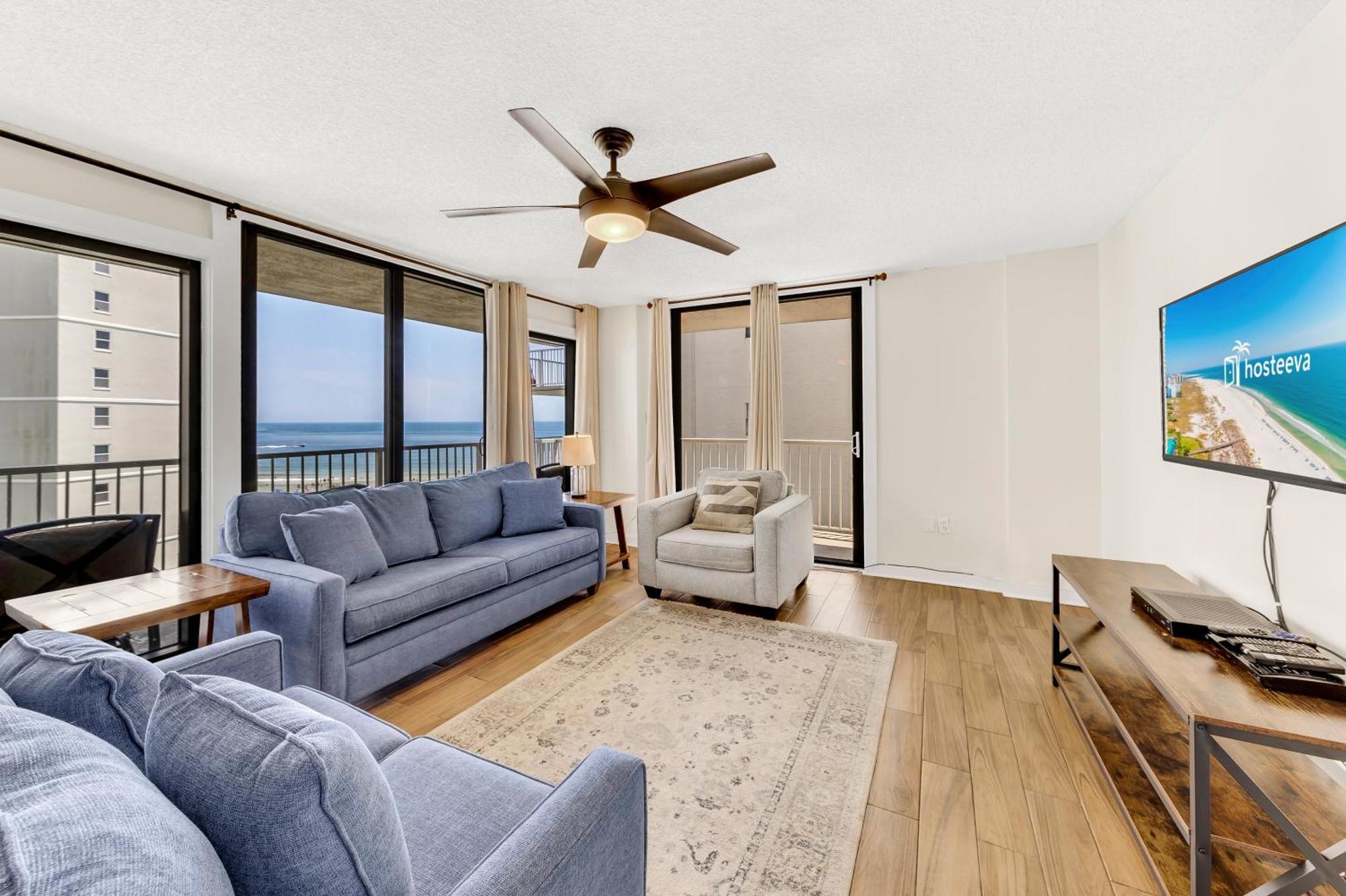 Seaside & Racquet Apartment *