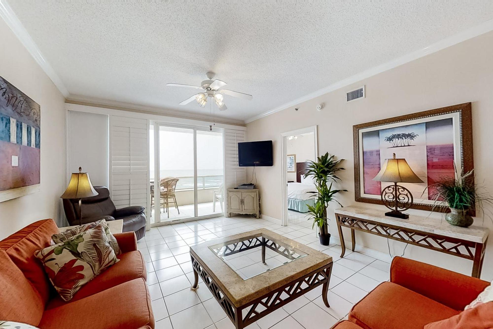 Apartment The Enclave 606