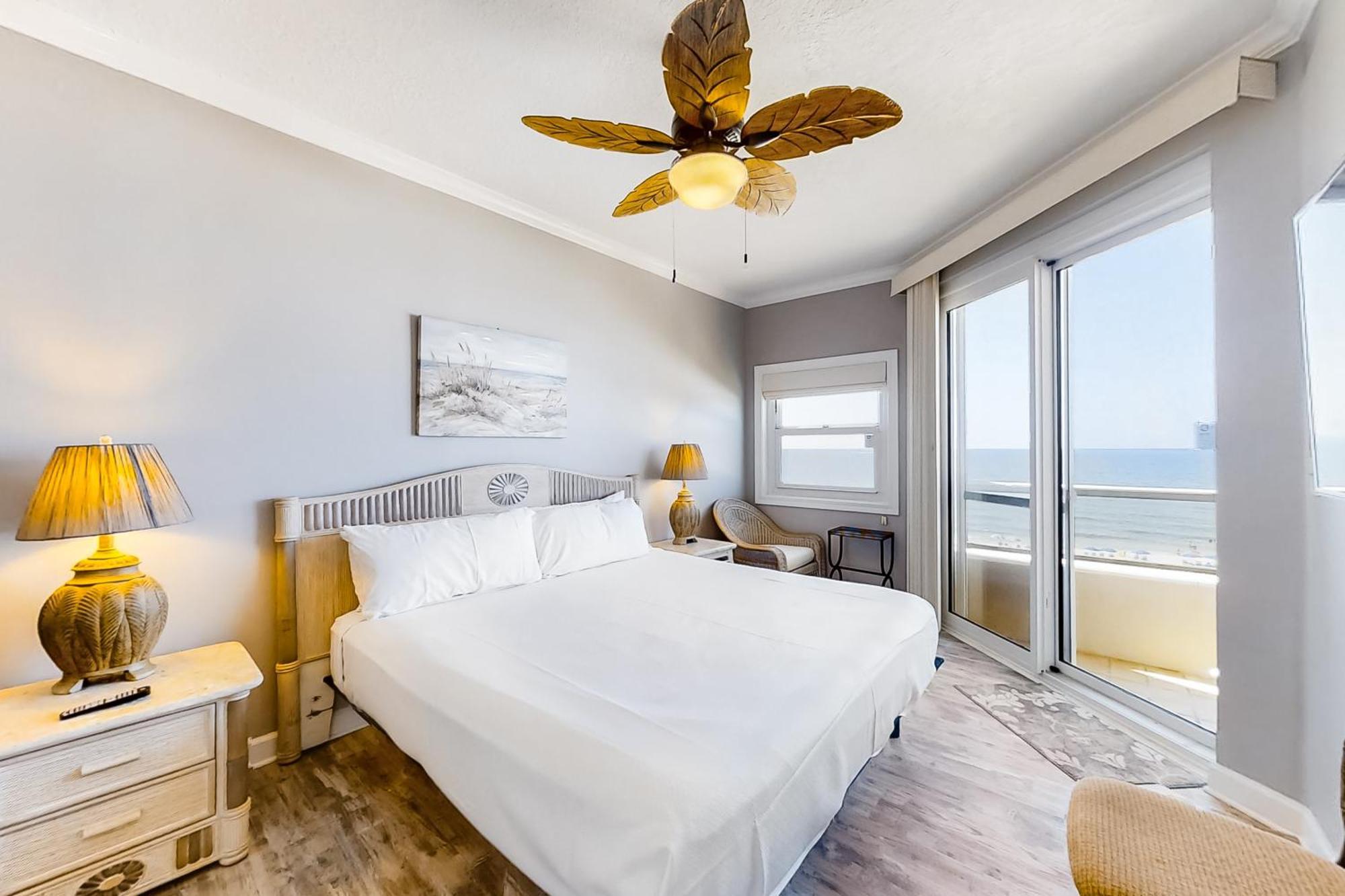 Apartment The Enclave 502