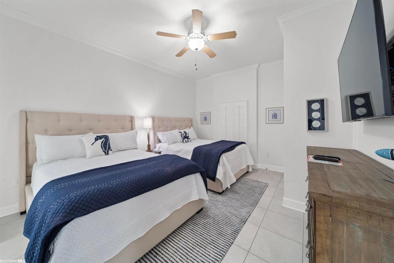 Phoenix Orange Ii 1902 By Current Tides Vacation Villa *