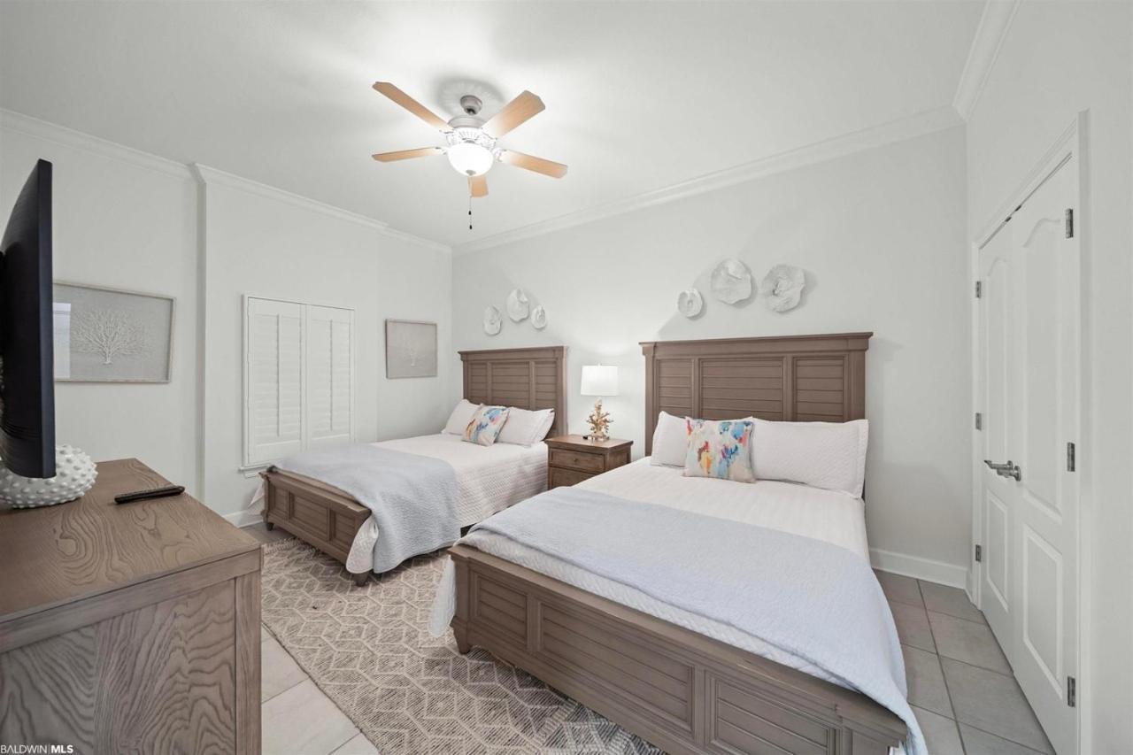 Phoenix Orange Ii 1902 By Current Tides Vacation