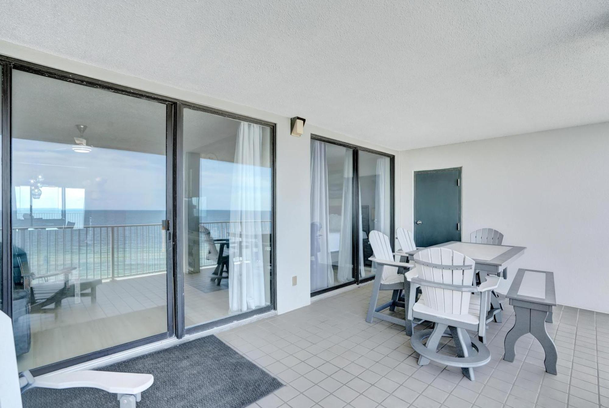 Pelican Pointe 1104 By Liquid Life *
