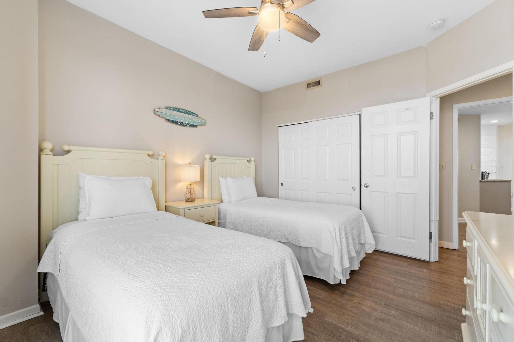 Holiday home Seachase 905c