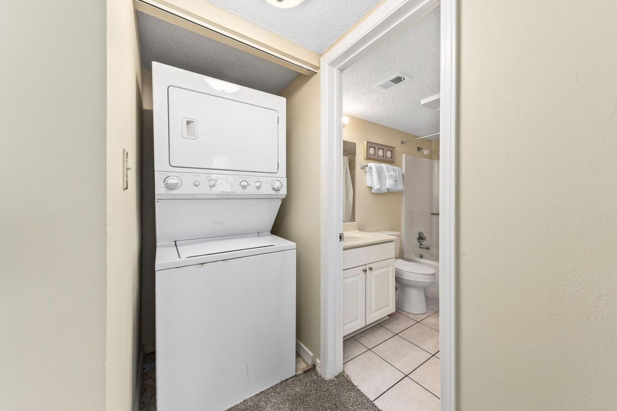 Sunswept 201 Apartment *